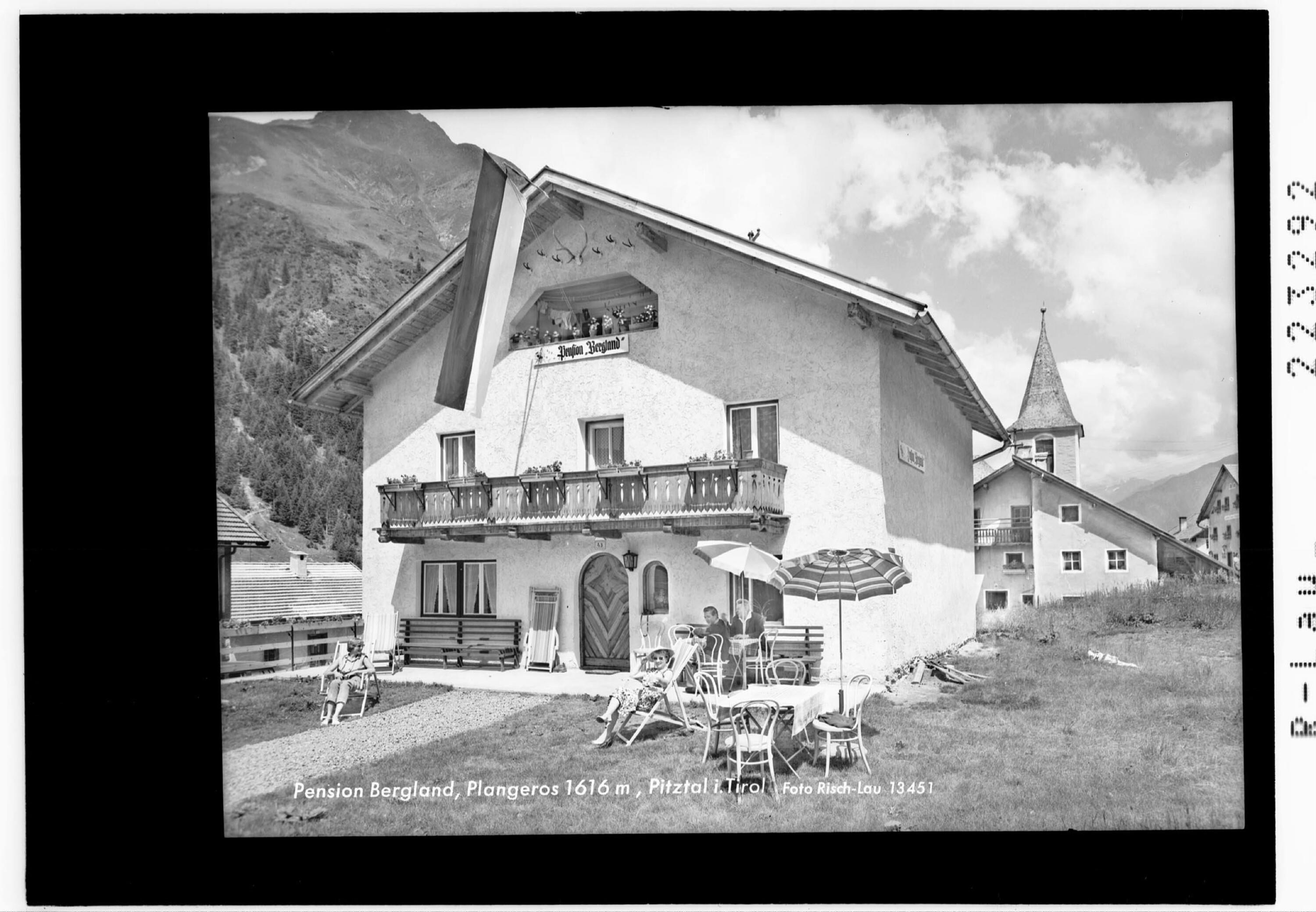 Pension Bergland / Plageross 1616 m / Pitztal in Tirol></div>


    <hr>
    <div class=