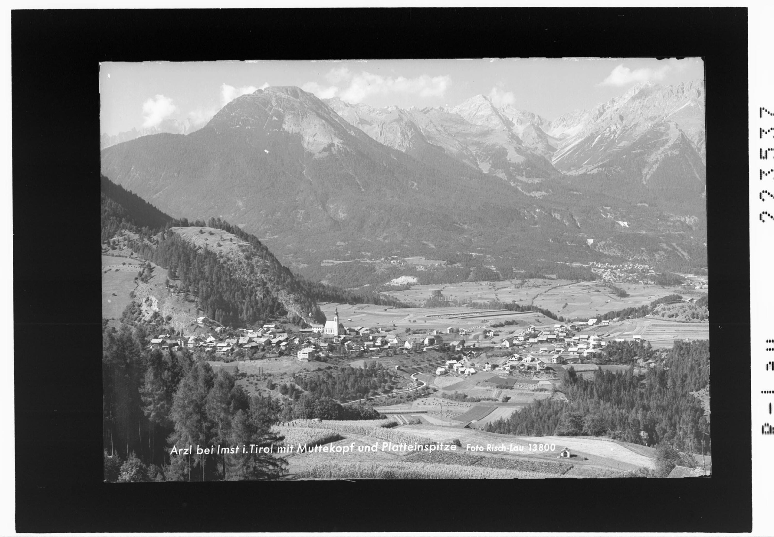 Arzl bei Imst in Tirol mit Muttekopf und Platteinspitze></div>


    <hr>
    <div class=