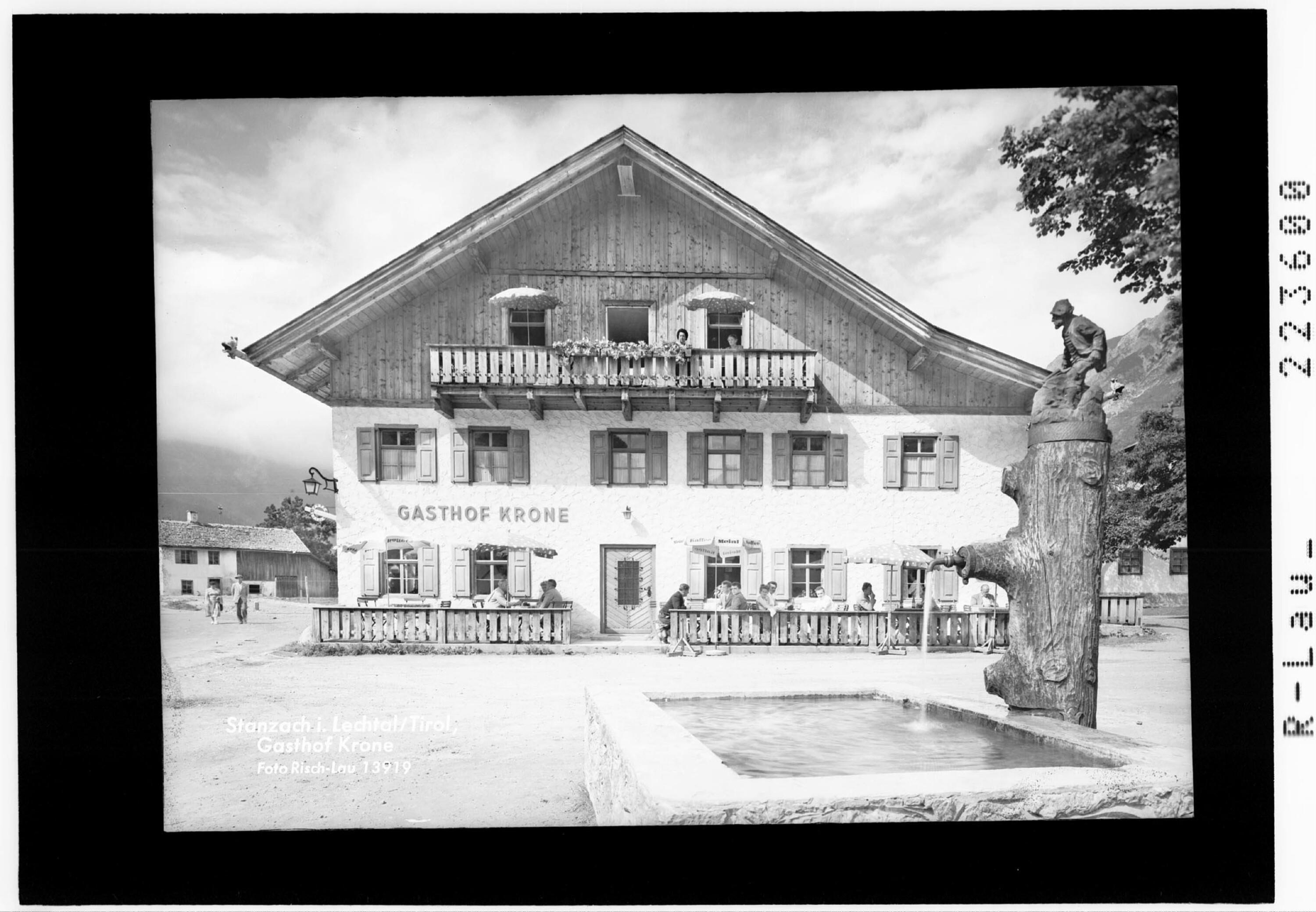Stanzach im Lechtal / Tirol / Gasthof Krone></div>


    <hr>
    <div class=