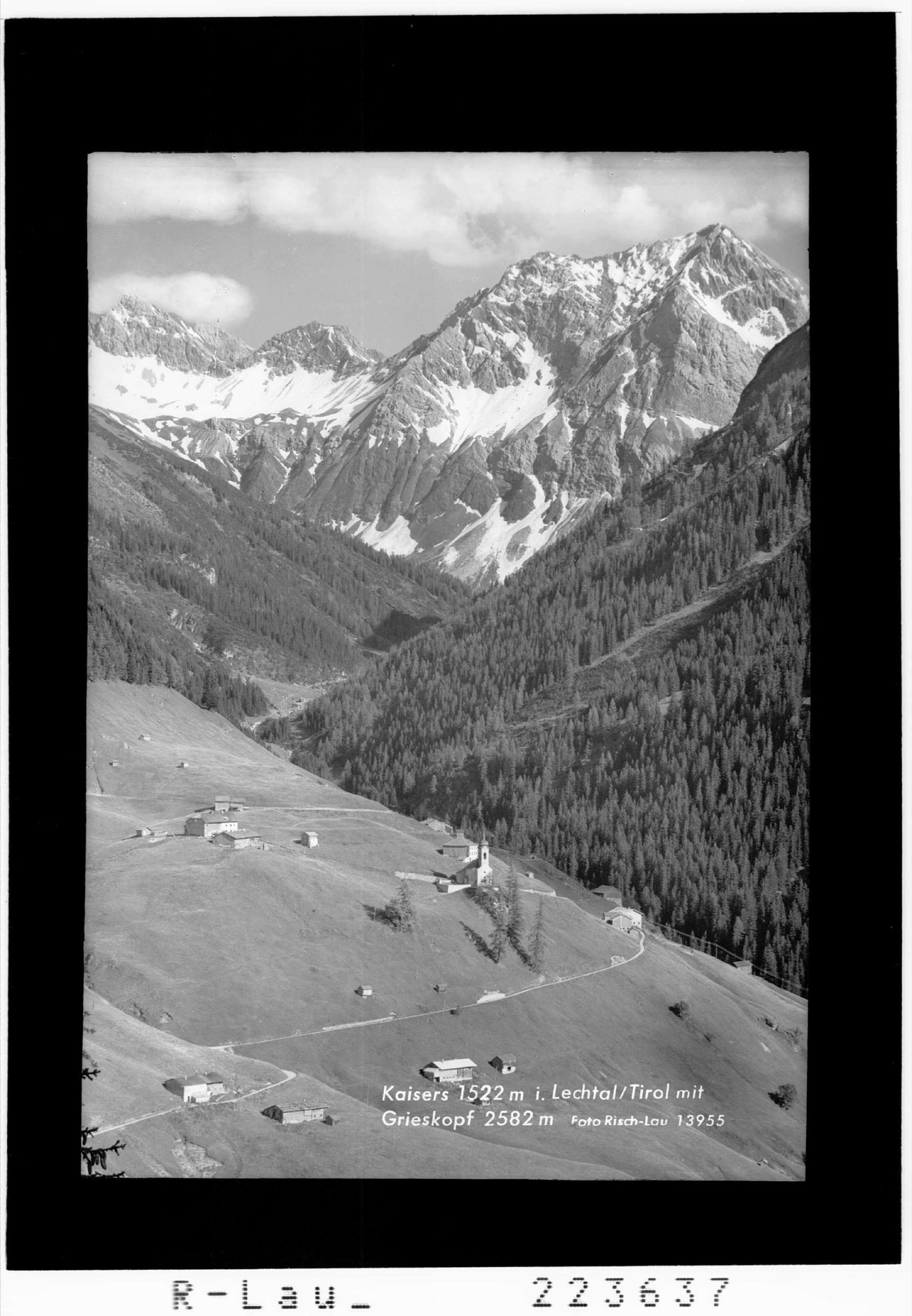 Kaisers 1522 m im Lechtal / Tirol mit Grieskopf></div>


    <hr>
    <div class=