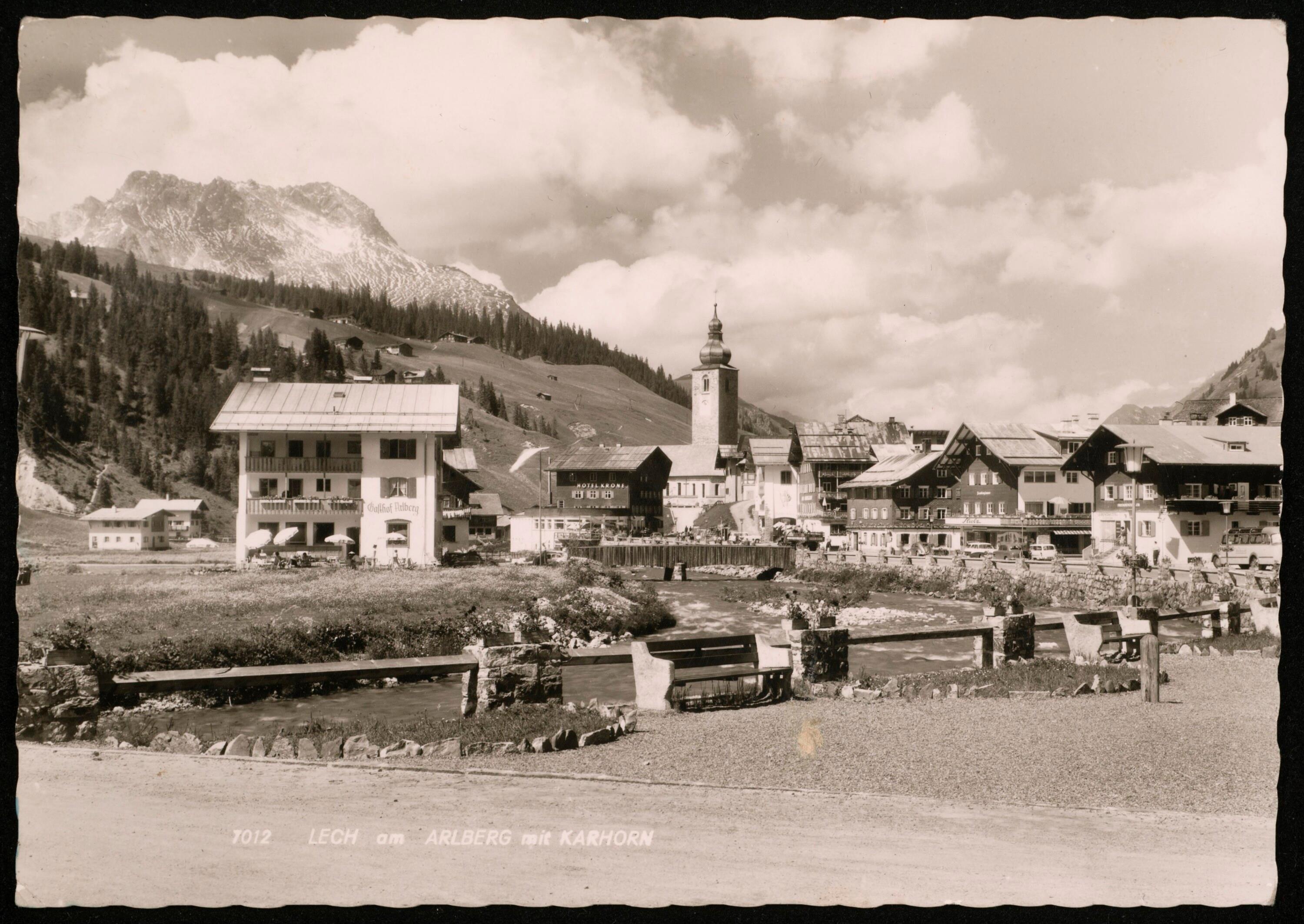 Lech am Arlberg mit Karhorn></div>


    <hr>
    <div class=