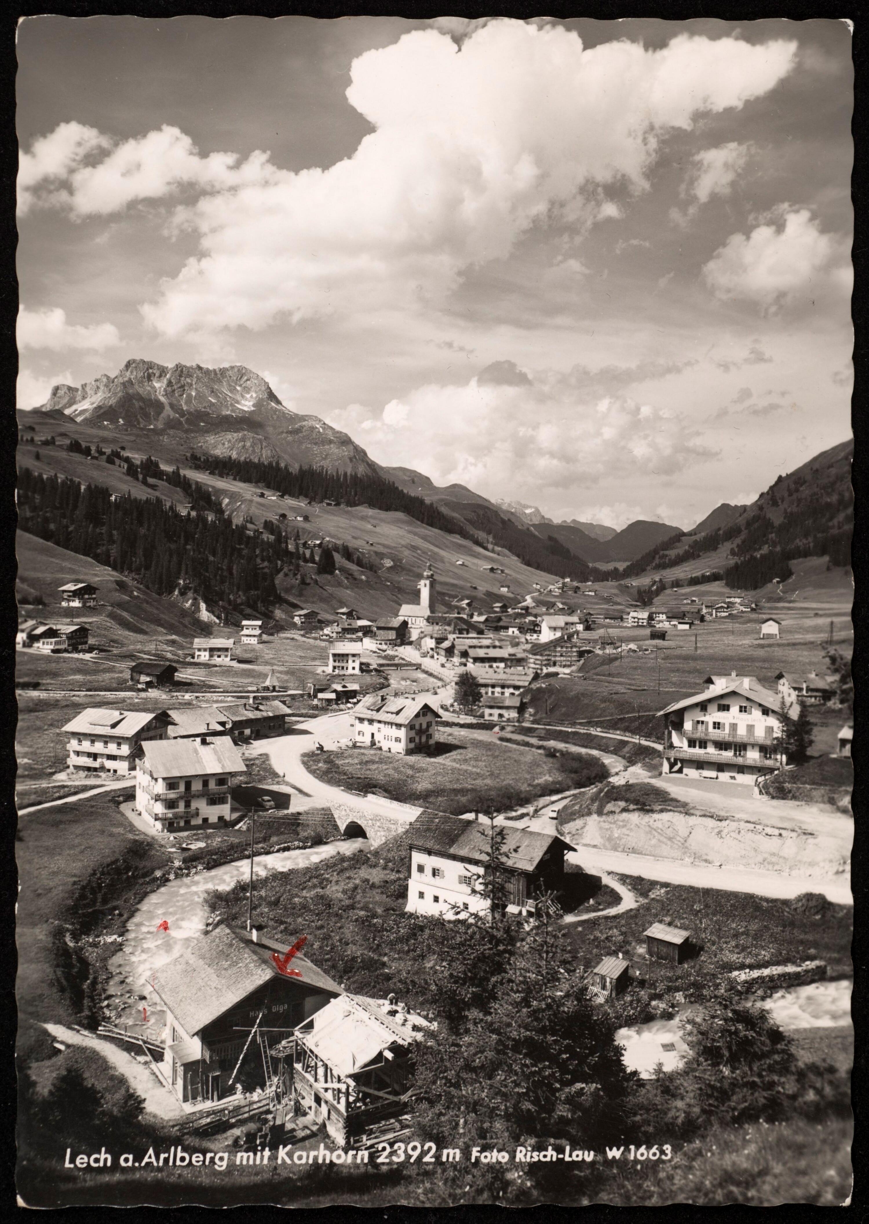 Lech a. Arlberg mit Karhorn 2392 m></div>


    <hr>
    <div class=