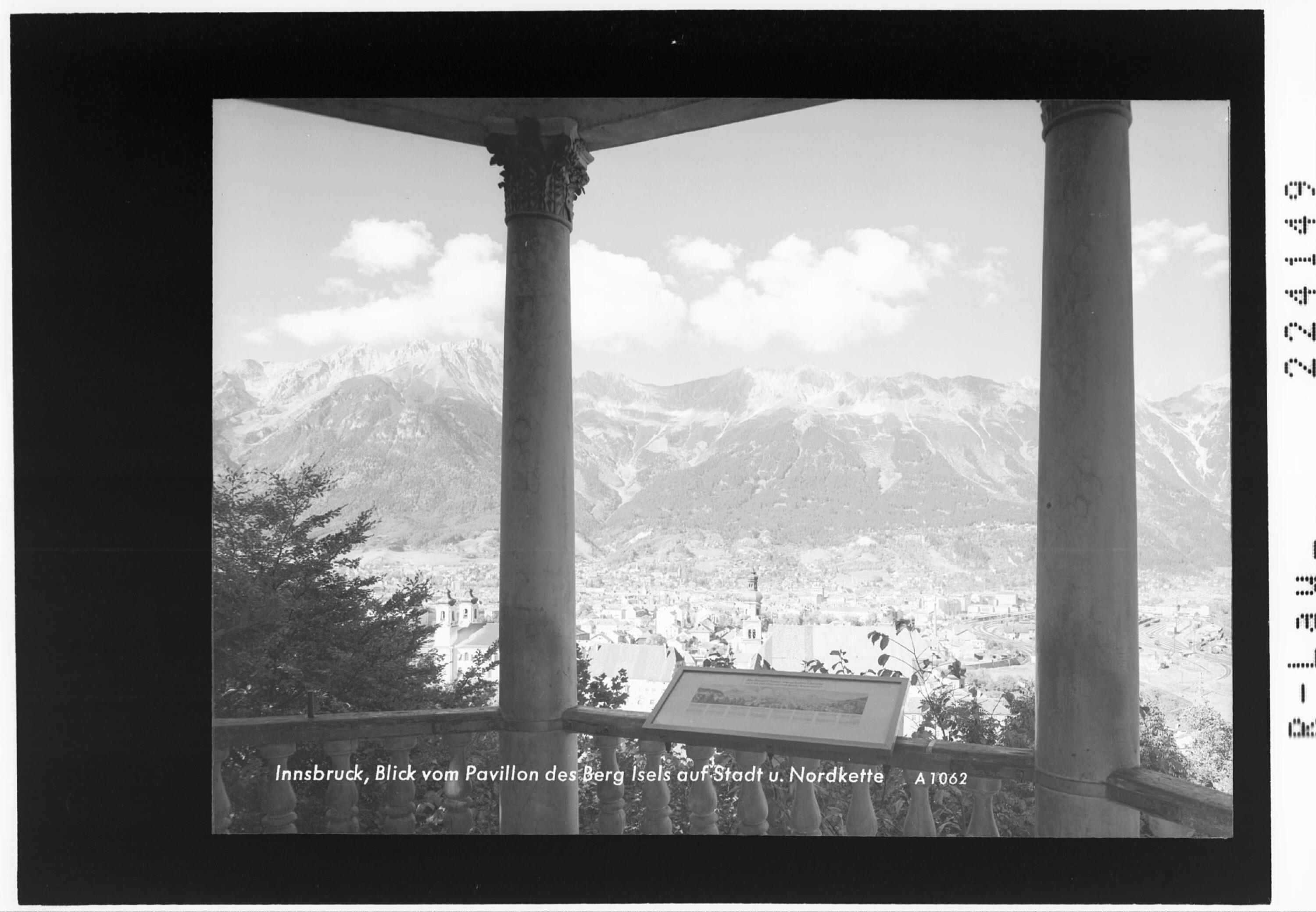 Innsbruck / Blick vom Pavillon des Berg Isel auf Stadt und Nordkette></div>


    <hr>
    <div class=