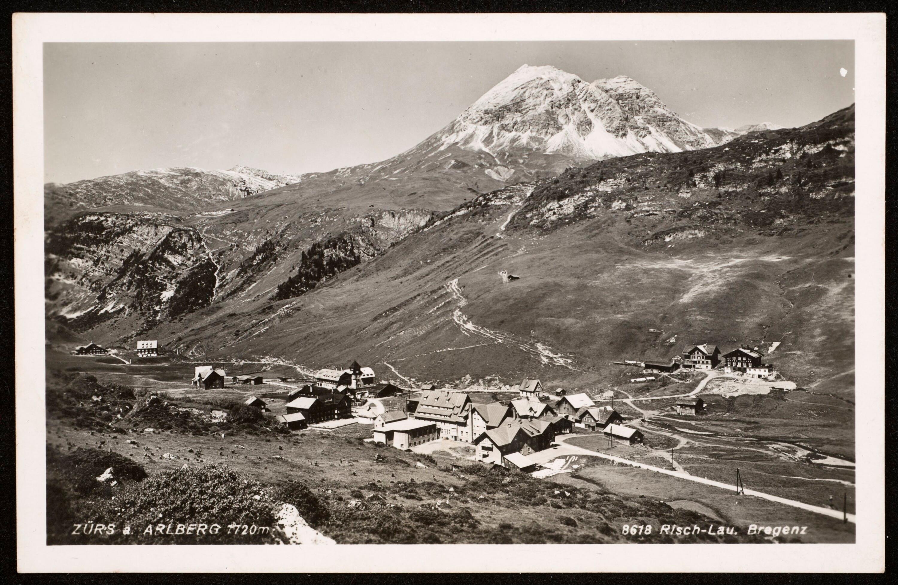 [Lech] Zürs a. Arlberg 1720 m></div>


    <hr>
    <div class=