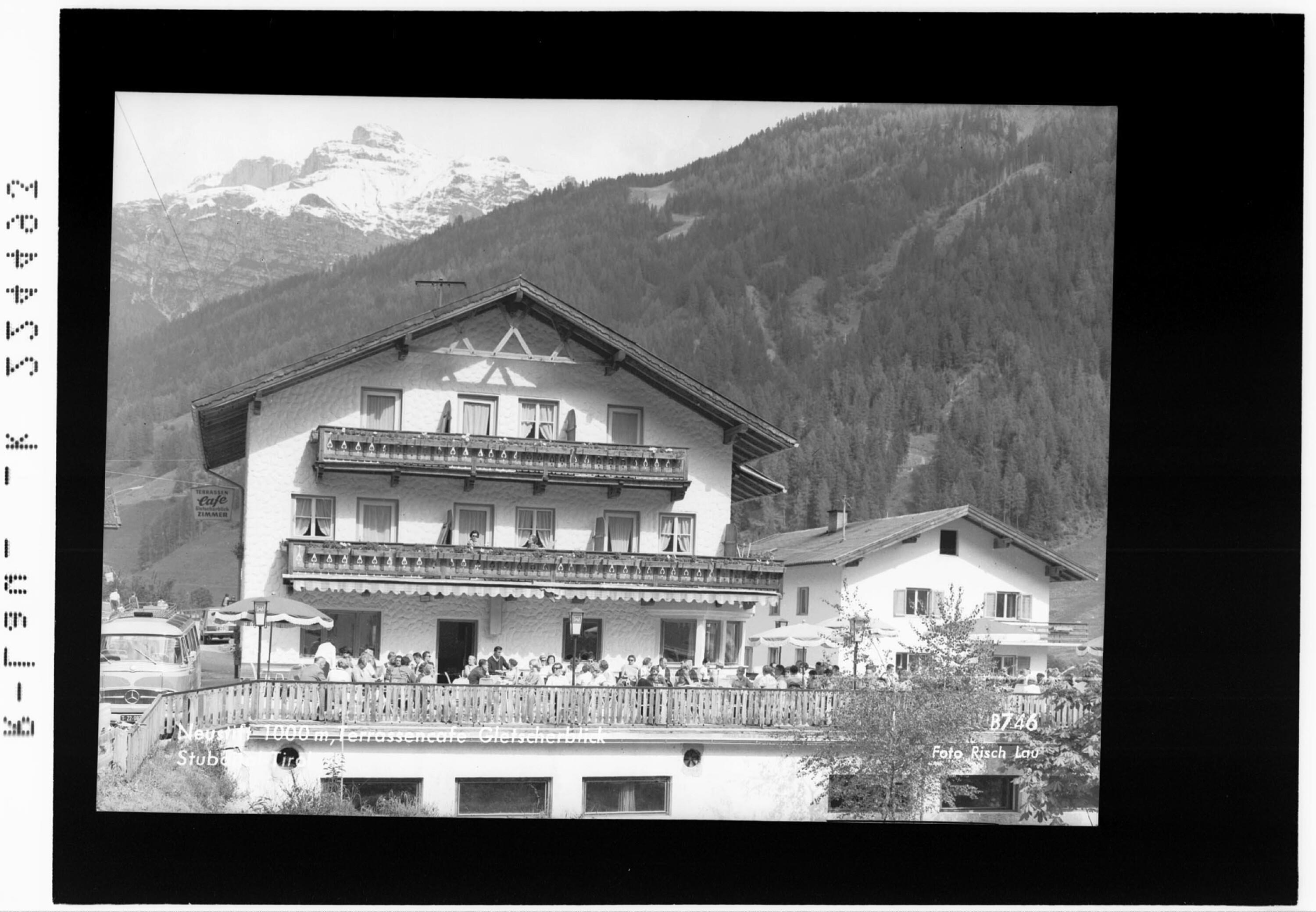 Neustift 1000 m / Terrassencafe Gletscherblick / Stubaital Tirol></div>


    <hr>
    <div class=