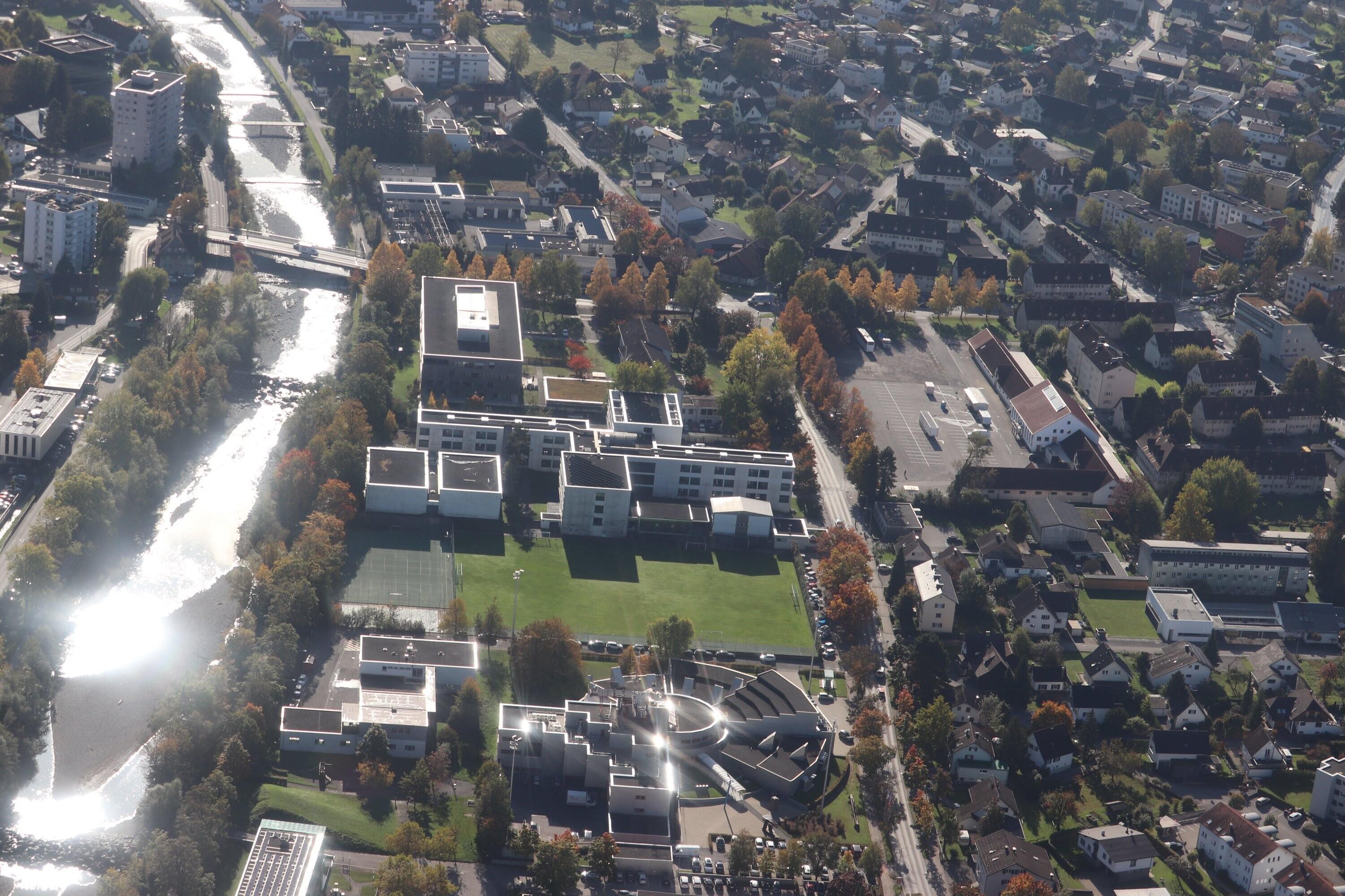 [Dornbirn - Schoren, ORF]></div>


    <hr>
    <div class=