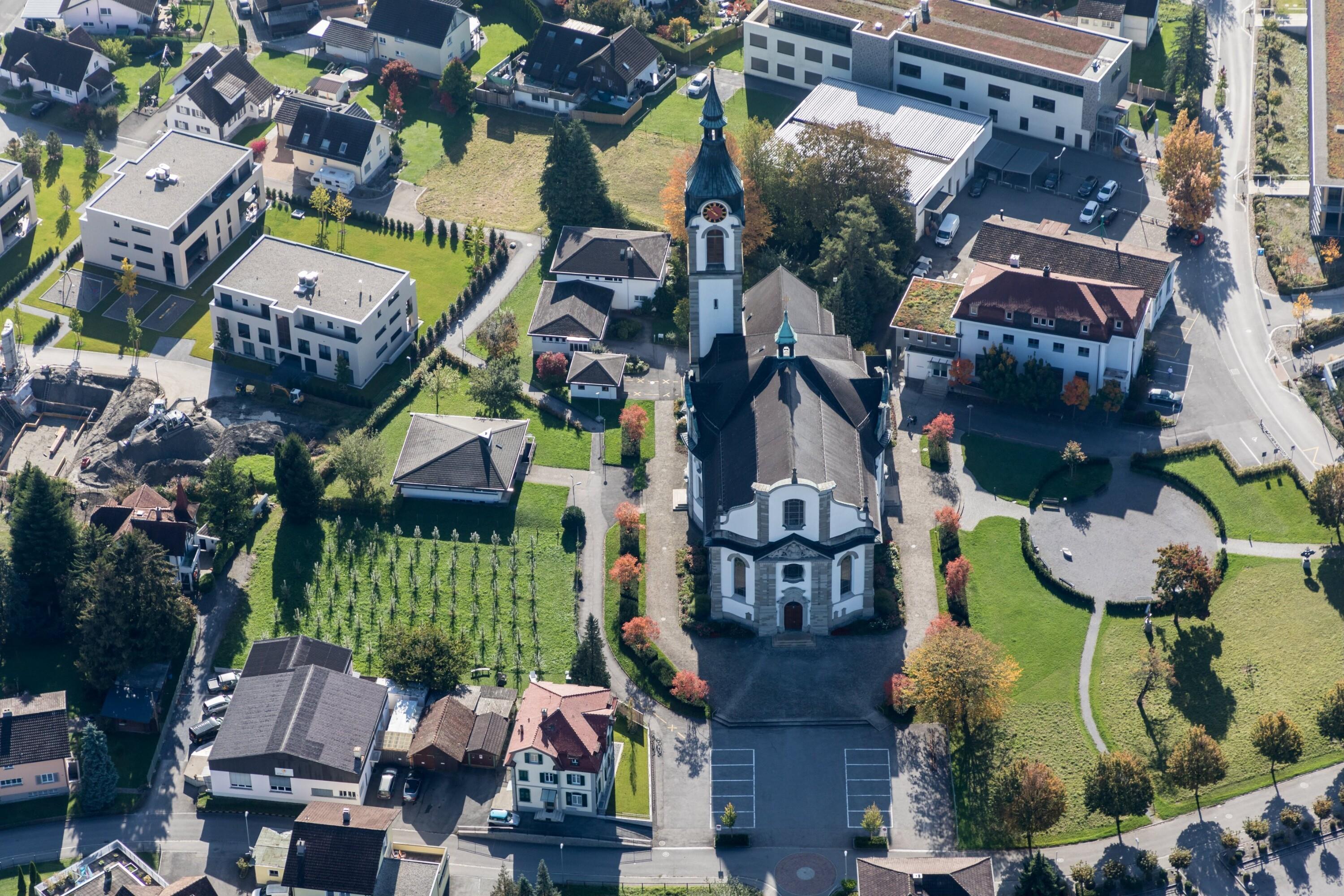 [Schweiz - Widnau, Kirche]></div>


    <hr>
    <div class=