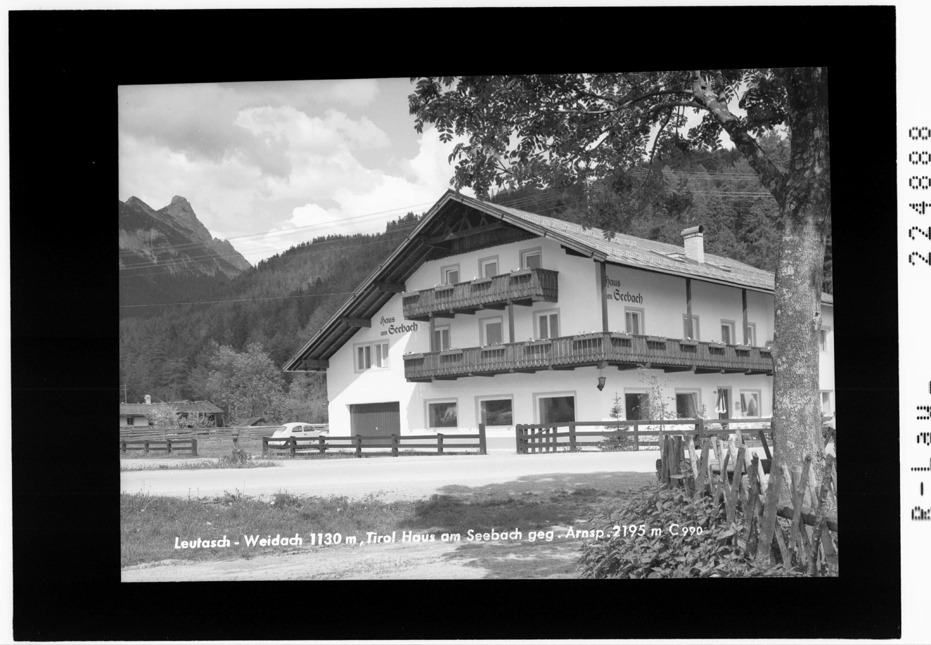 Leutasch - Weidach 1130 m / Tirol / Haus am Seebach gegen Arnspitze 2195 m></div>


    <hr>
    <div class=