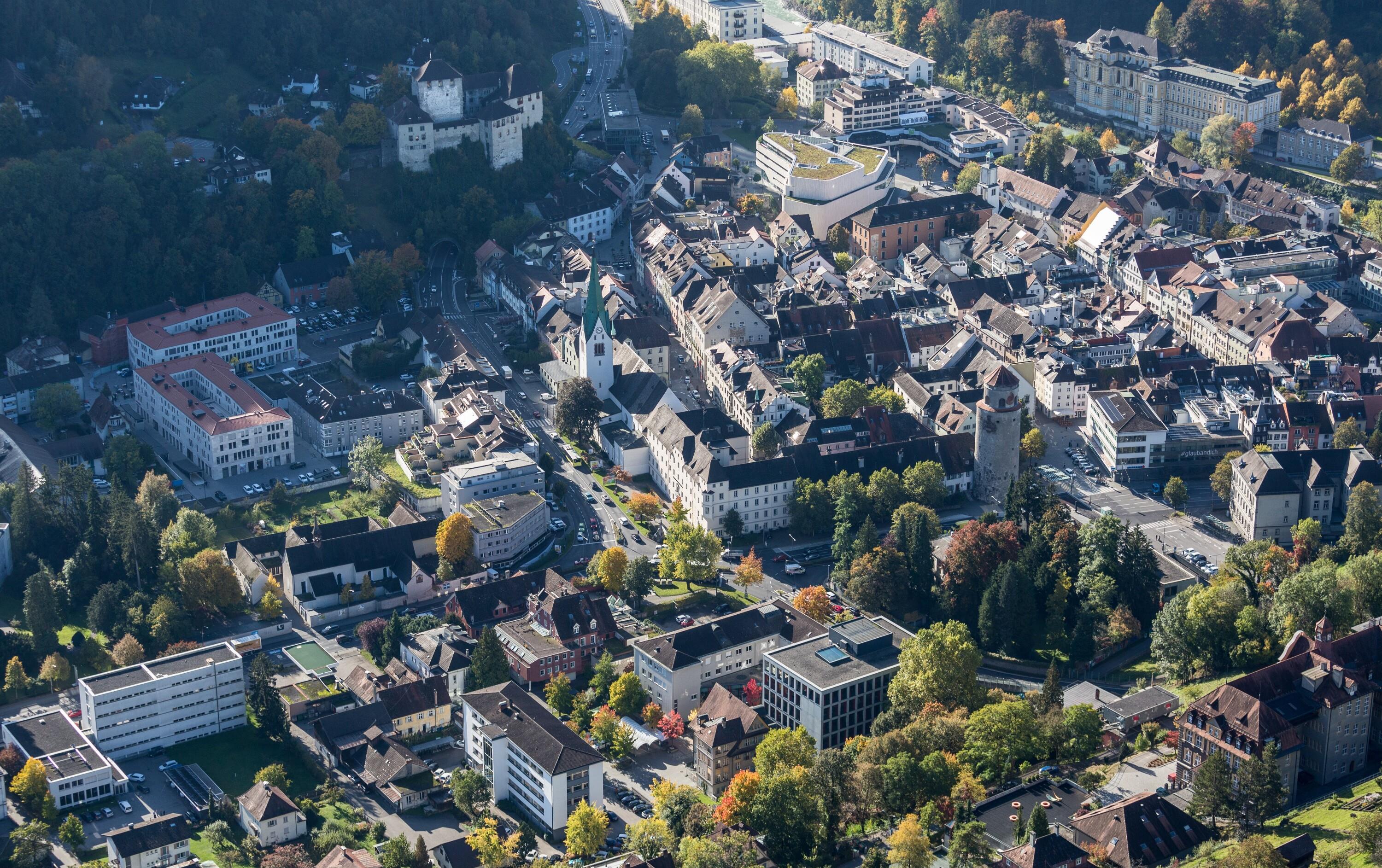 [Feldkirch-Stadt]></div>


    <hr>
    <div class=