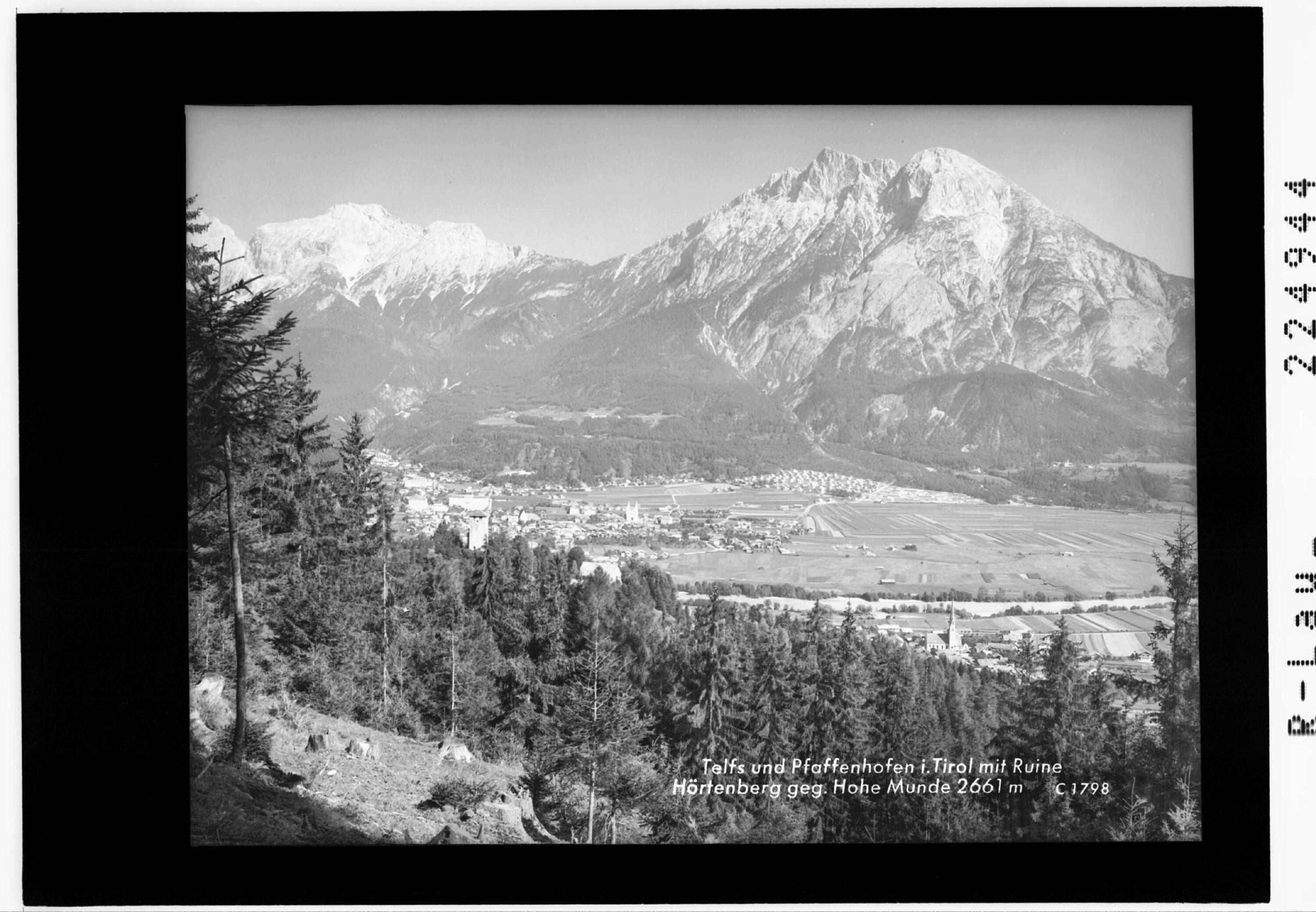 Telfs und Pfaffenhofen in Tirol mit Ruine Hörtenberg gegen Hohe Munde 2661 m></div>


    <hr>
    <div class=