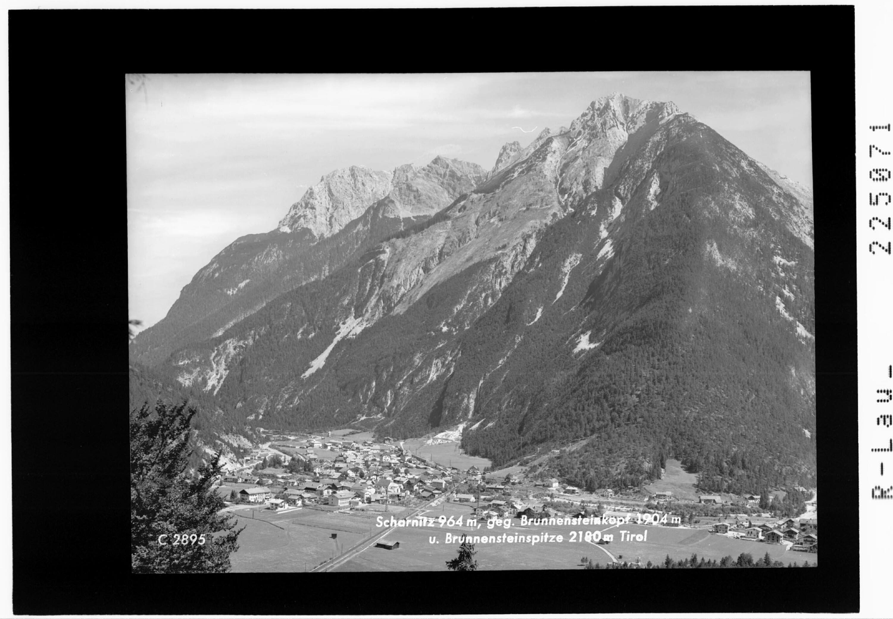 Scharnitz 964 m gegen Brunnensteinkopf 1904 m und Brunnensteinspitze 2180 m / Tirol></div>


    <hr>
    <div class=