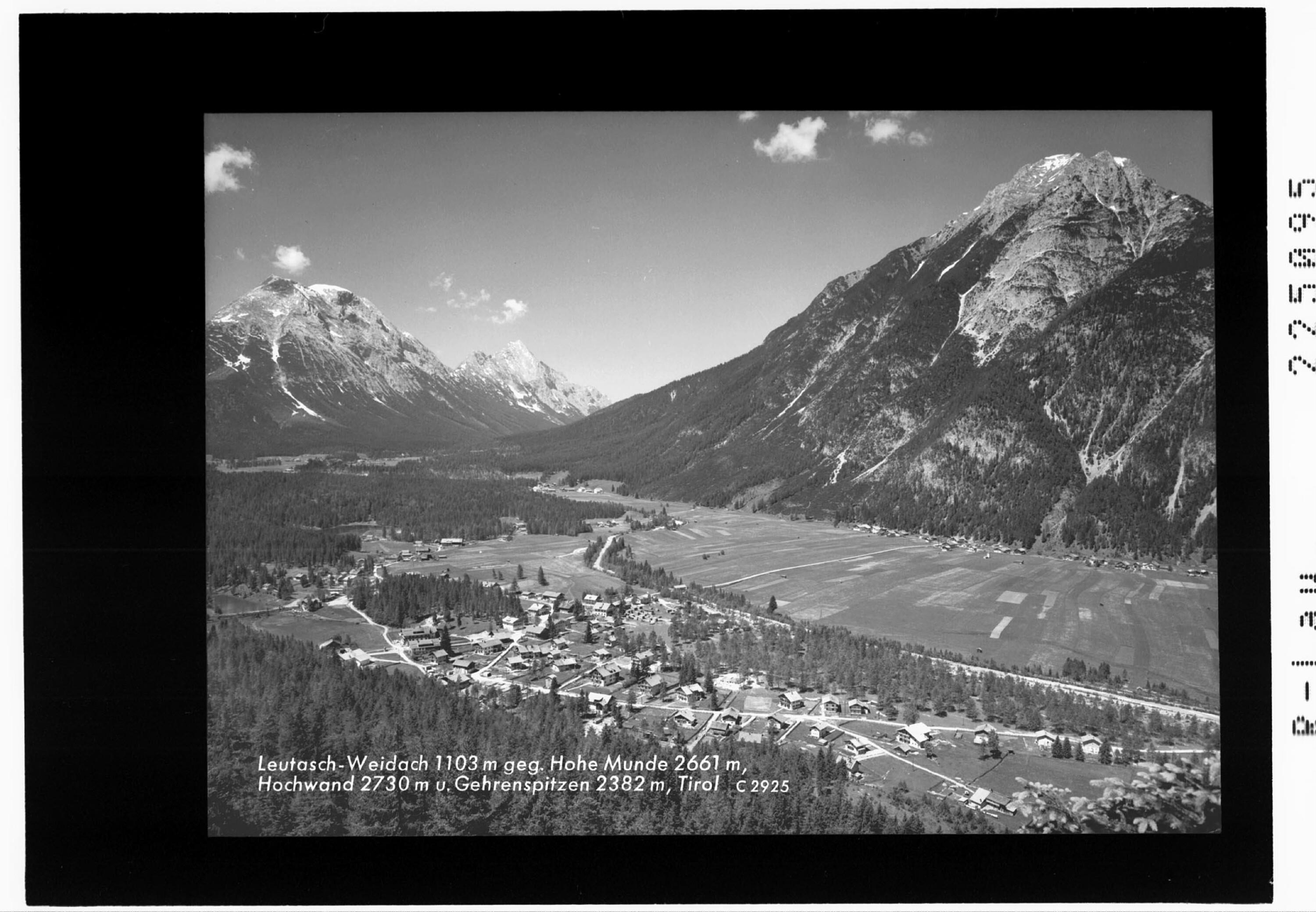 Leutasch - Weidach 1103 m gegen Hohe Munde 2661 m - Hochwand 2730 m und Gehrenspitze 2382 m / Tirol></div>


    <hr>
    <div class=