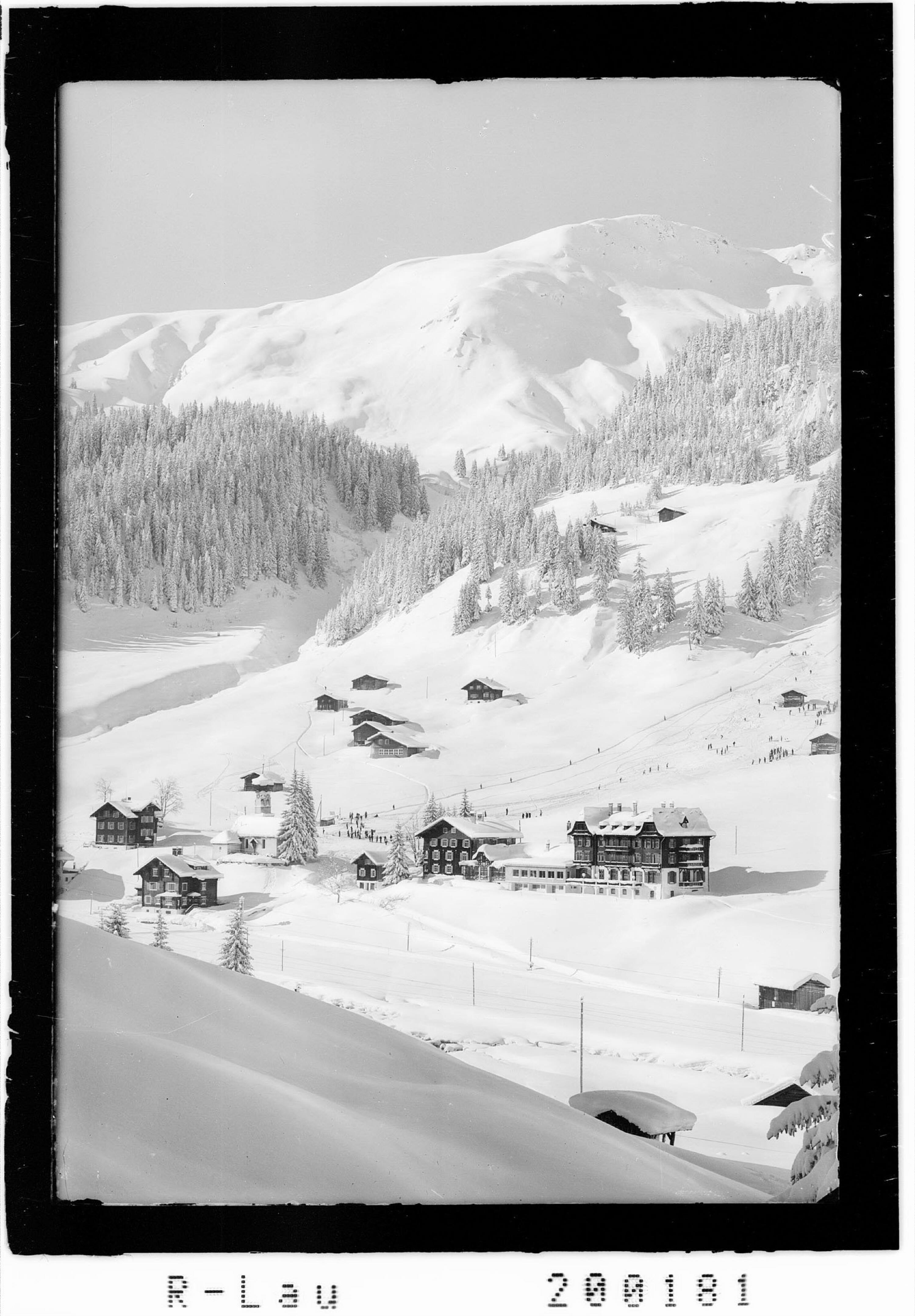 Gargellen 1424 m im Montafon mit Hotel Madrisa und Schafberg></div>


    <hr>
    <div class=