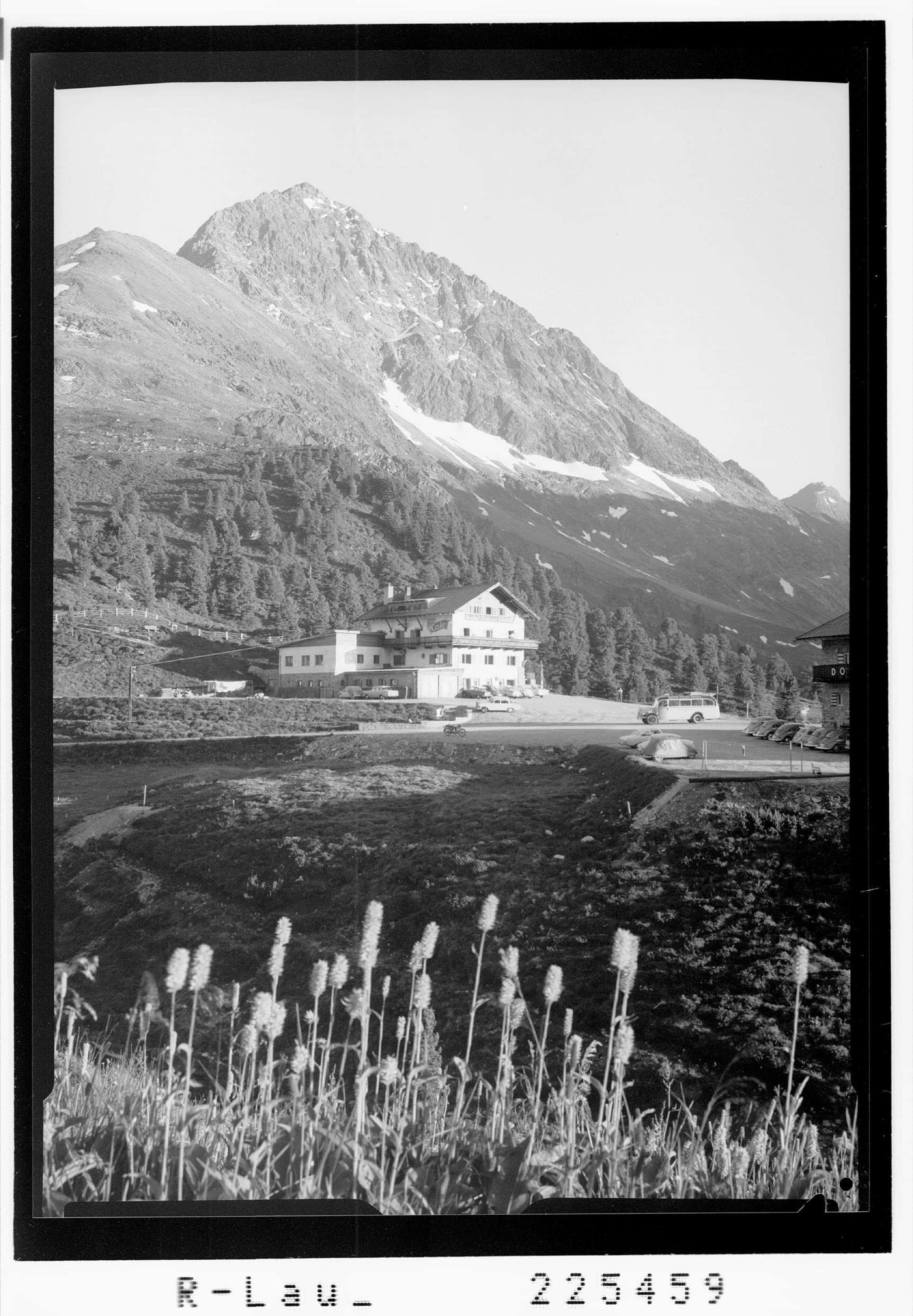 [Kühtai in Tirol / Gasthof Kühtaier Schlößl gegen Zwölferkogel]></div>


    <hr>
    <div class=