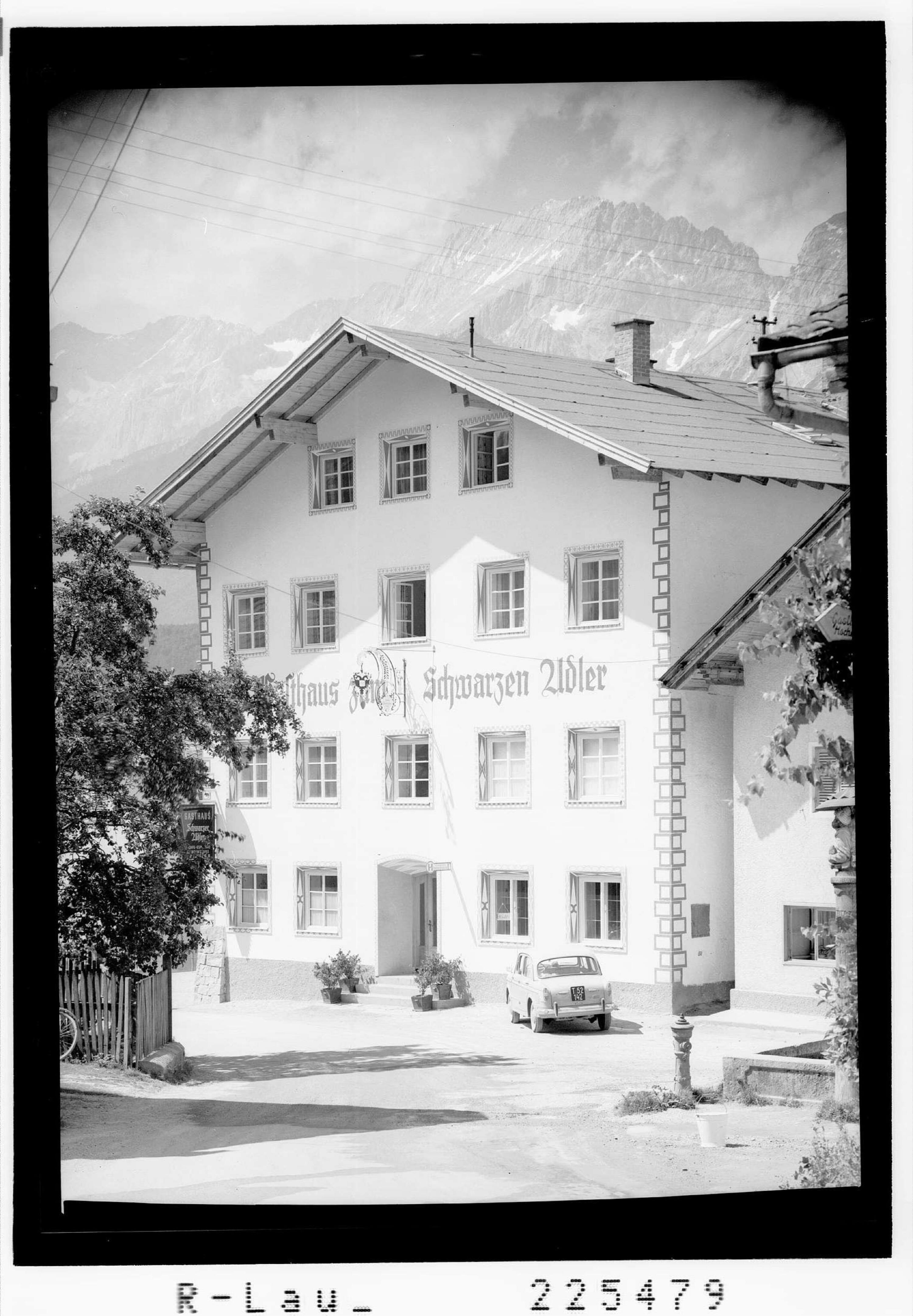 [Gasthaus Schwarzer Adler in Pfaffenhofen gegen Hochplattig / Tirol]></div>


    <hr>
    <div class=