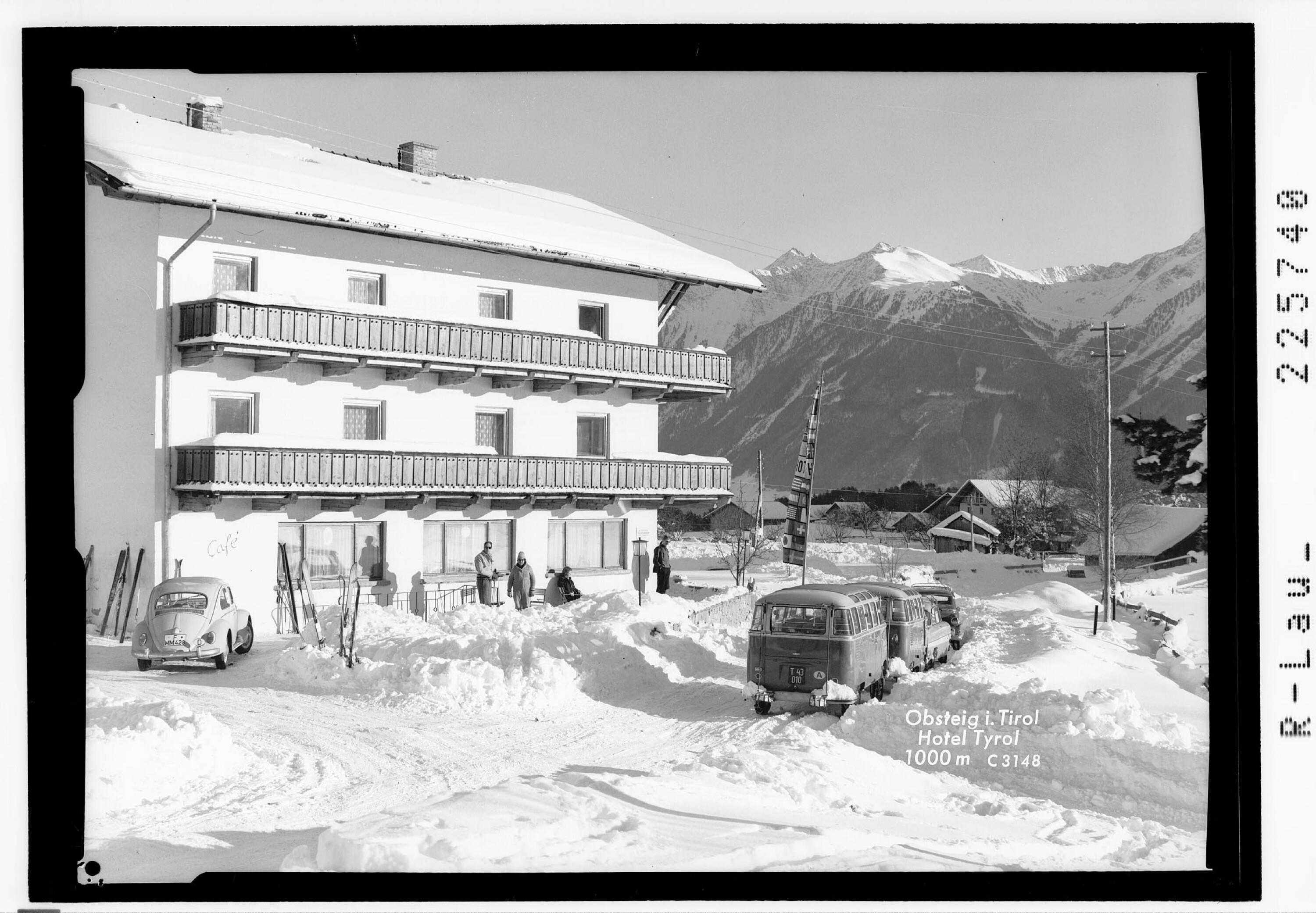 Obsteig in Tirol / Hotel Tyrol 1000 m></div>


    <hr>
    <div class=