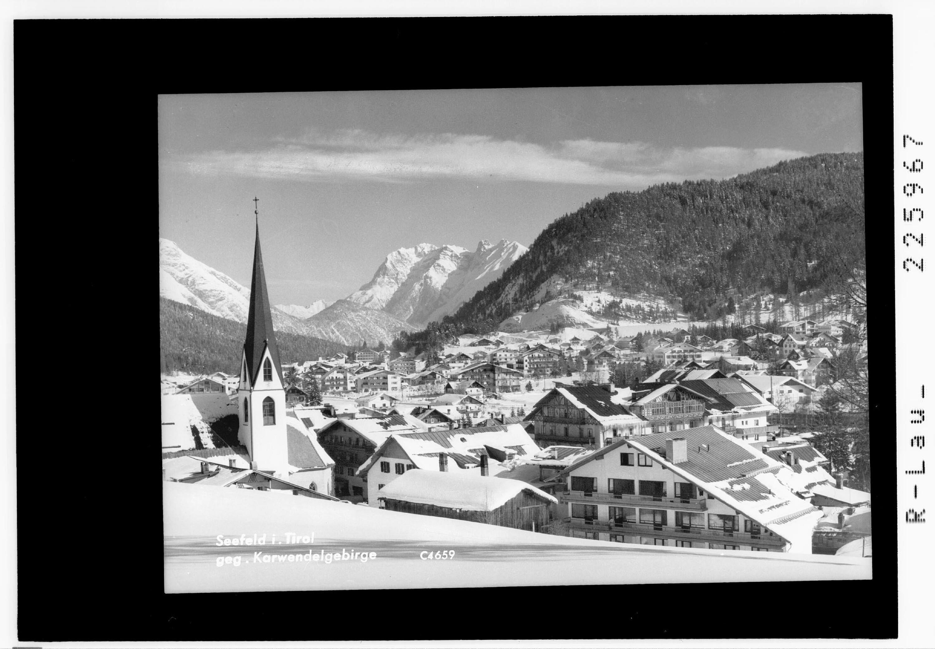 Seefeld in Tirol gegen Karwendelgebirge></div>


    <hr>
    <div class=