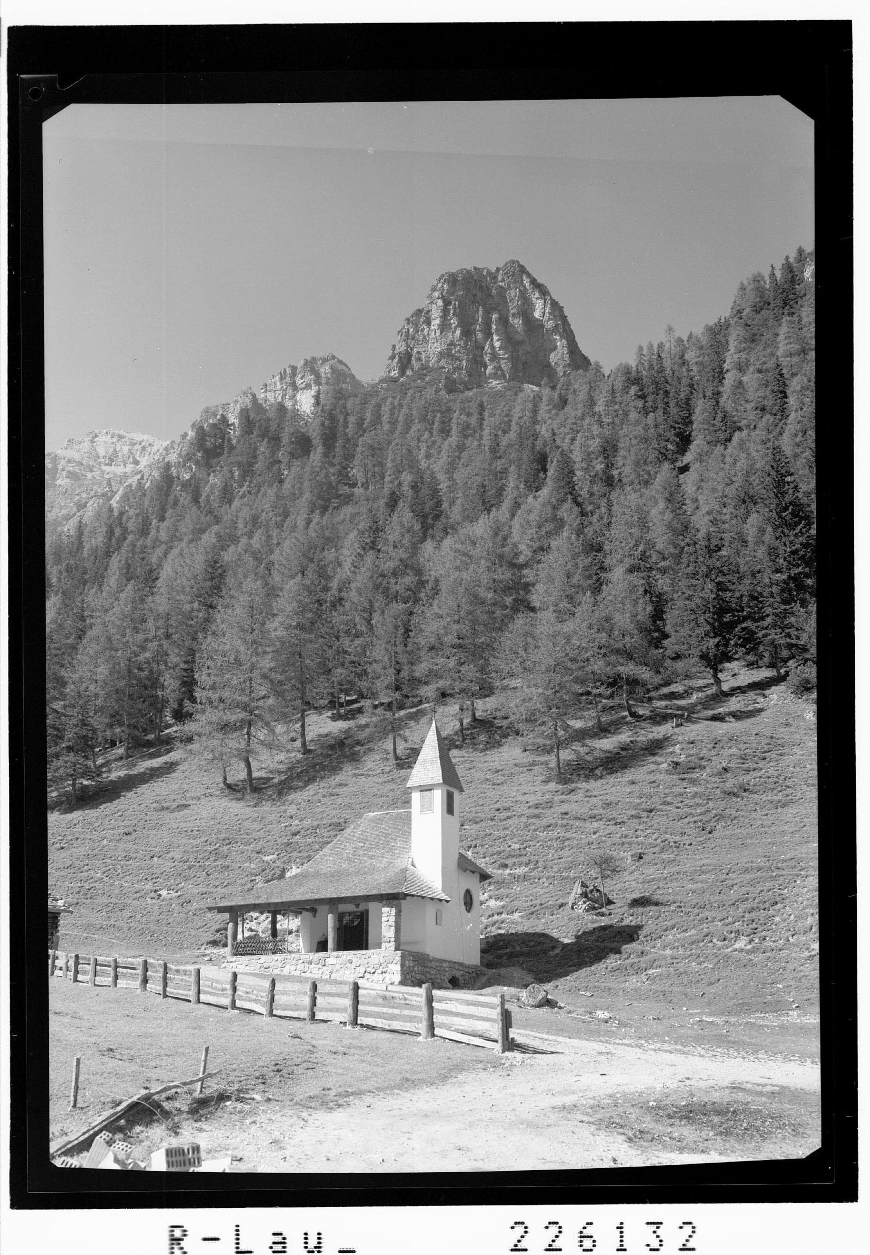 [Kapelle auf der Schlicker Alm / Telfes / Tirol]></div>


    <hr>
    <div class=