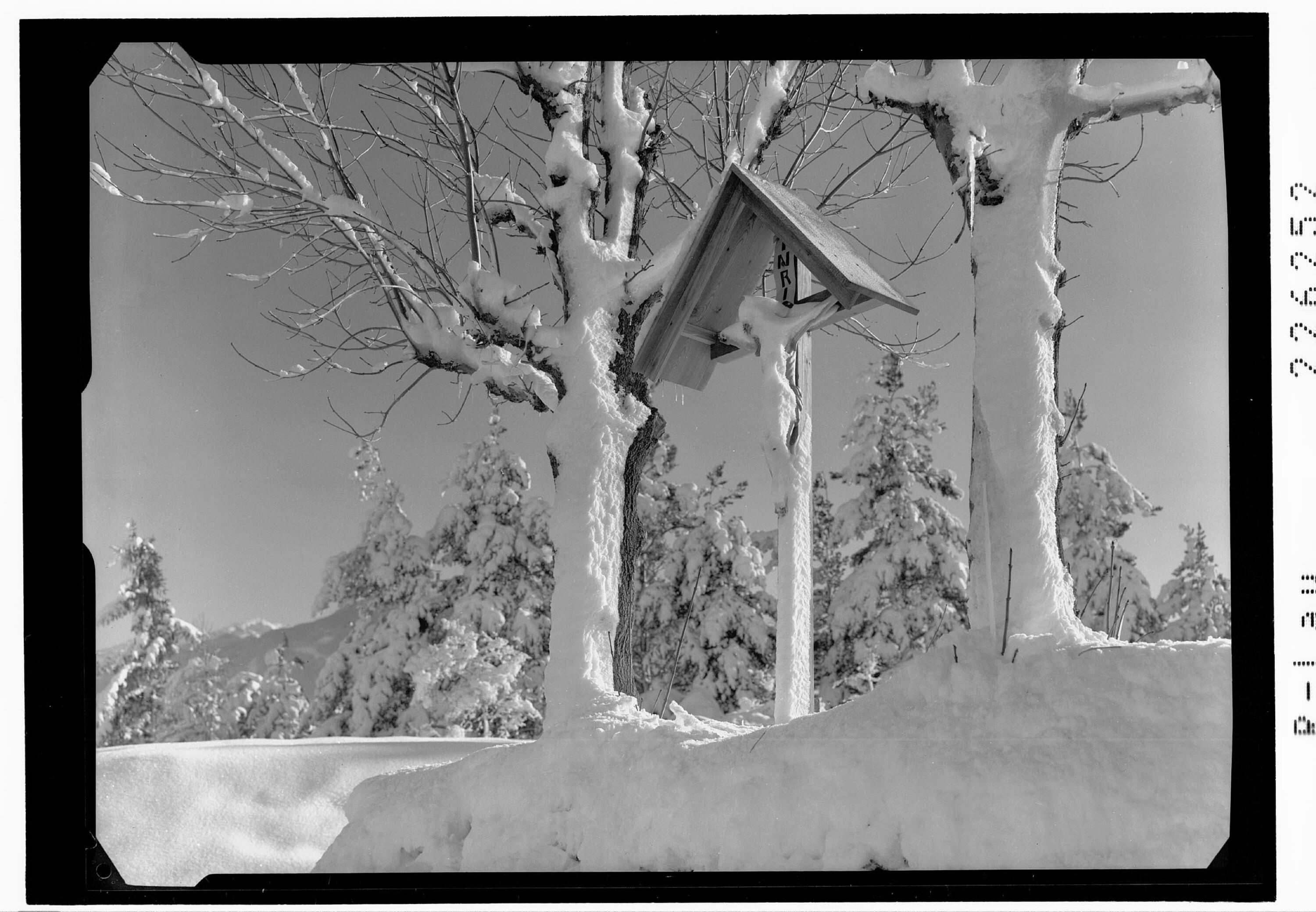 [Wintermotiv im Stubaital / Tirol]></div>


    <hr>
    <div class=