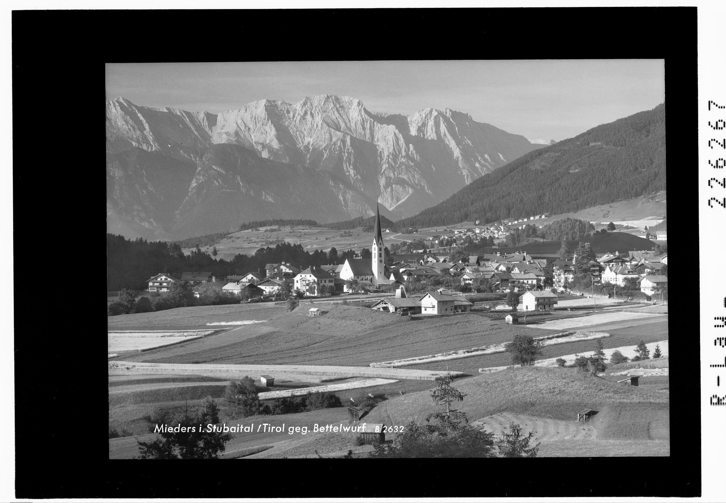 Mieders im Stubaital / Tirol gegen Bettelwurf></div>


    <hr>
    <div class=