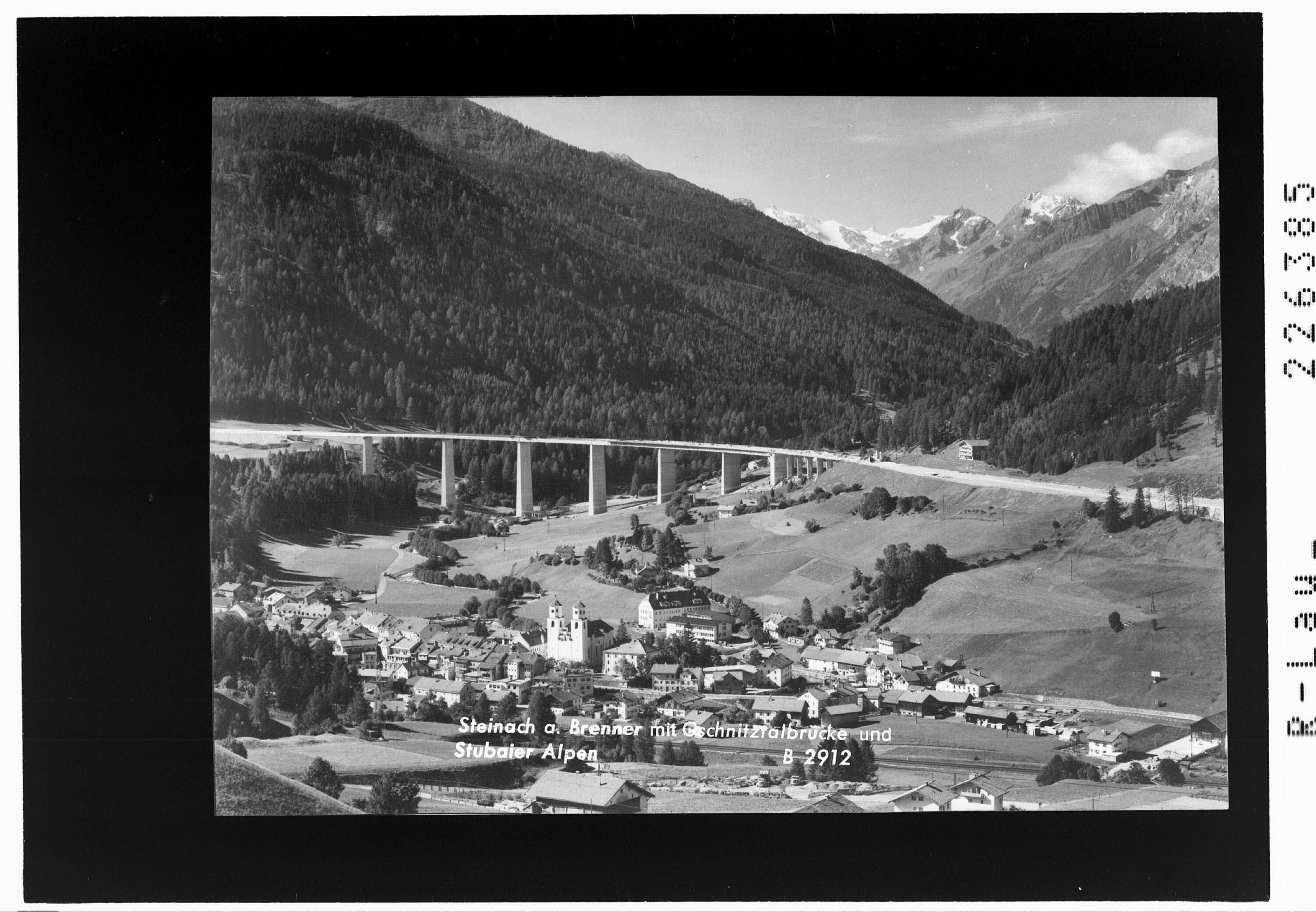 Steinach am Brenner mit Gschnitztalbrücke und Stubaier Alpen></div>


    <hr>
    <div class=