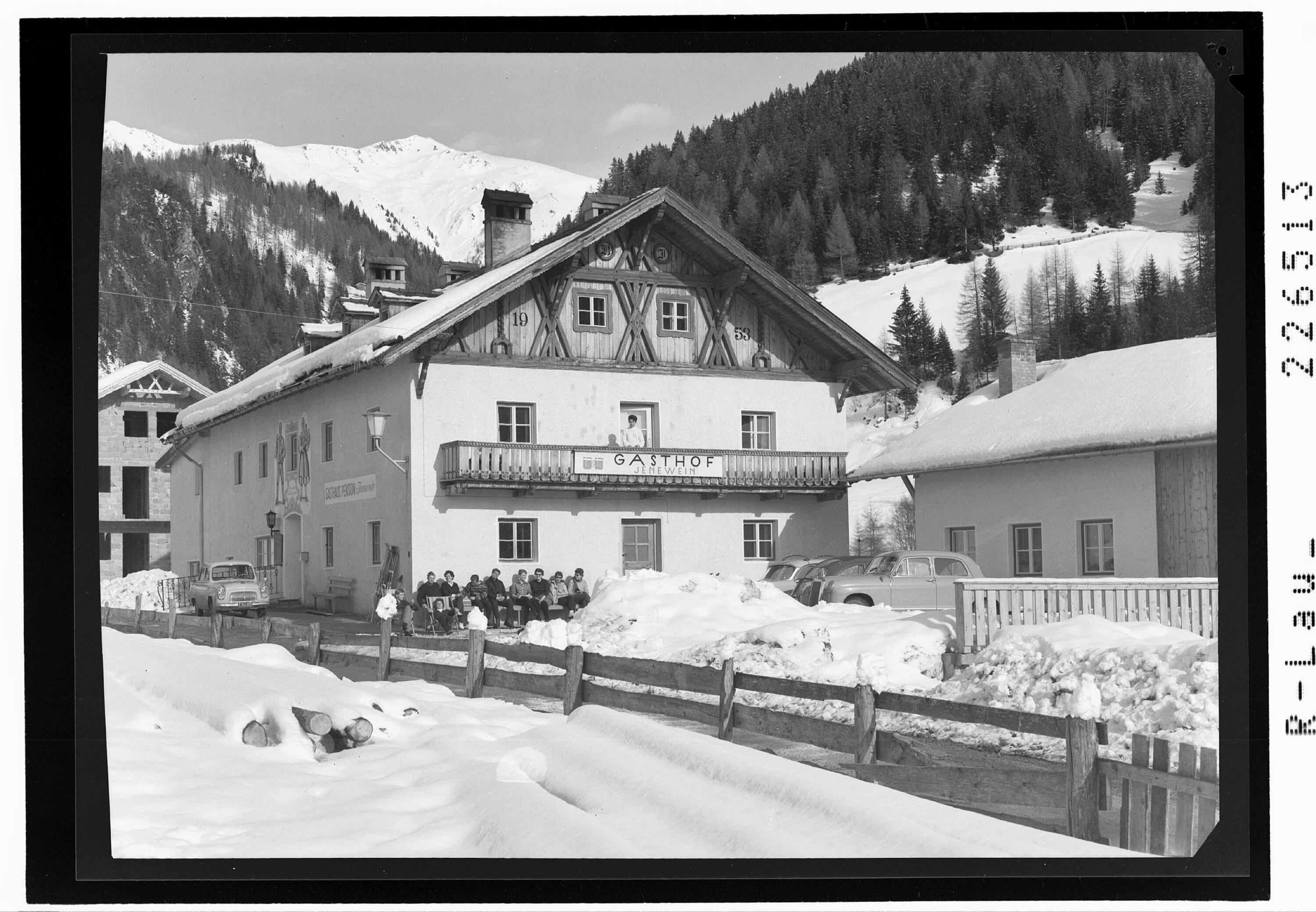 Navis / Tirol / Gasthaus Jenewein></div>


    <hr>
    <div class=