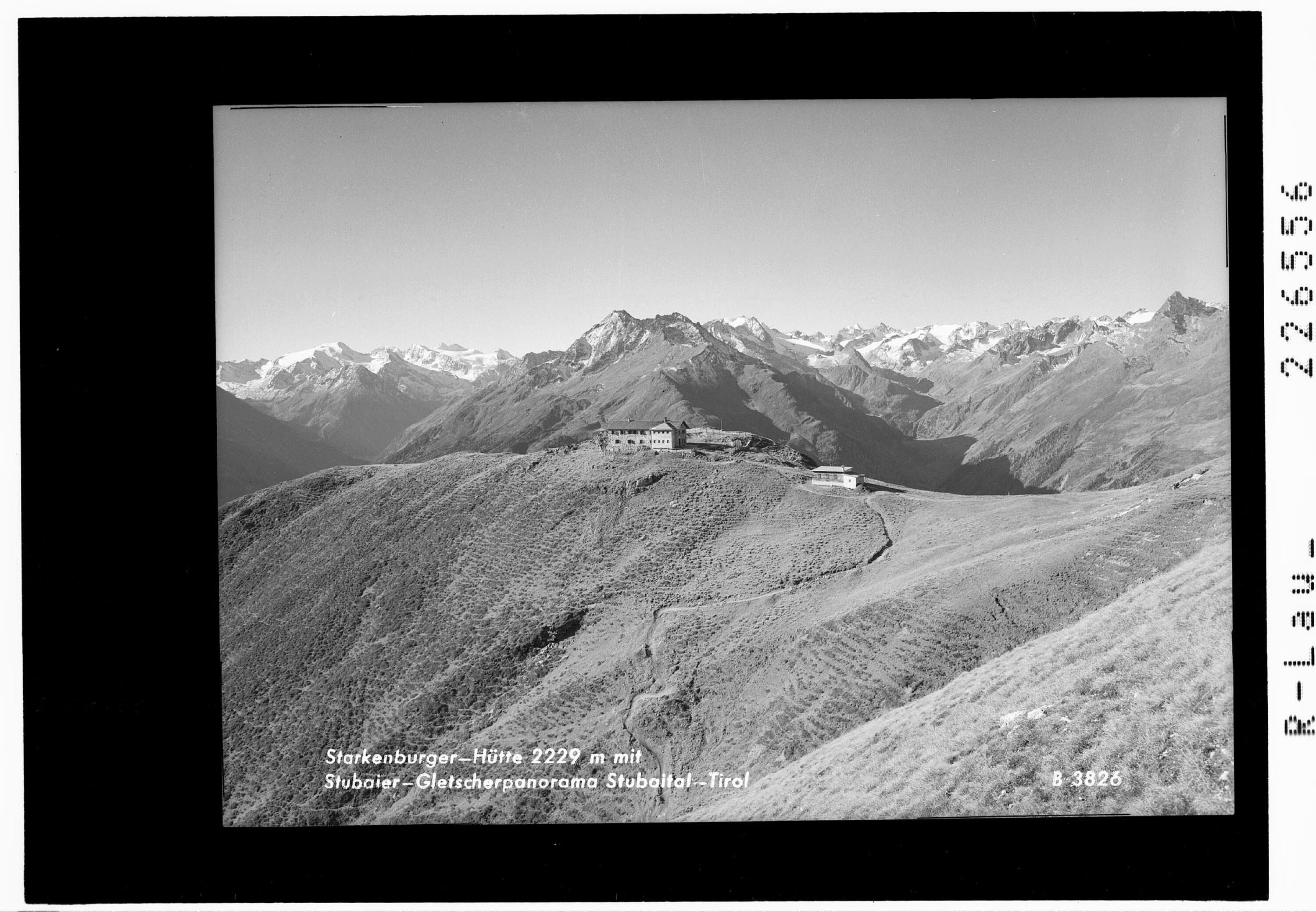 Starkenburger Hütte 2229 m mit Stubaier Gletscherpanorama Stubaital - Tirol></div>


    <hr>
    <div class=