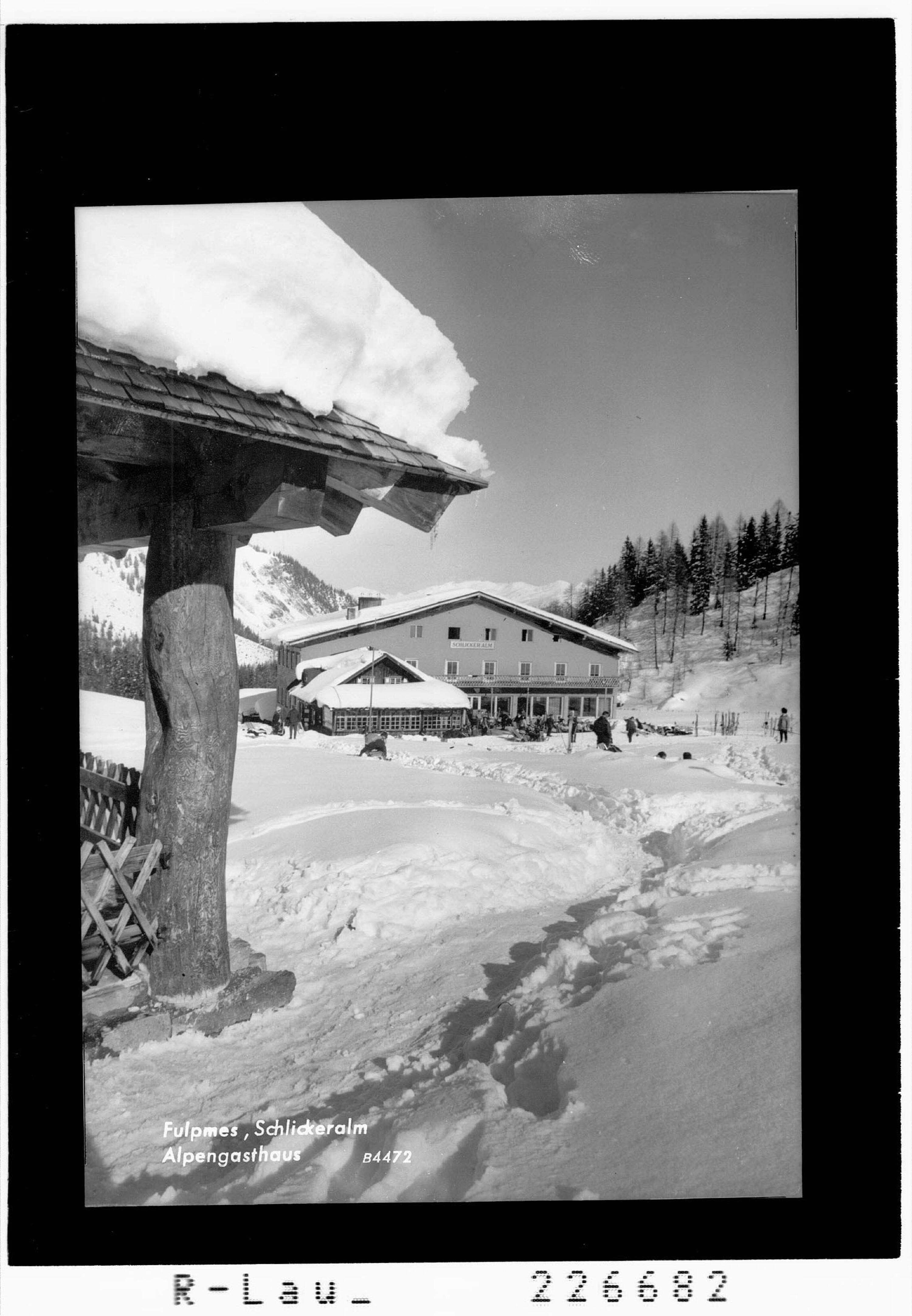 Fulpmes / Schlickeralm Alpengasthaus></div>


    <hr>
    <div class=