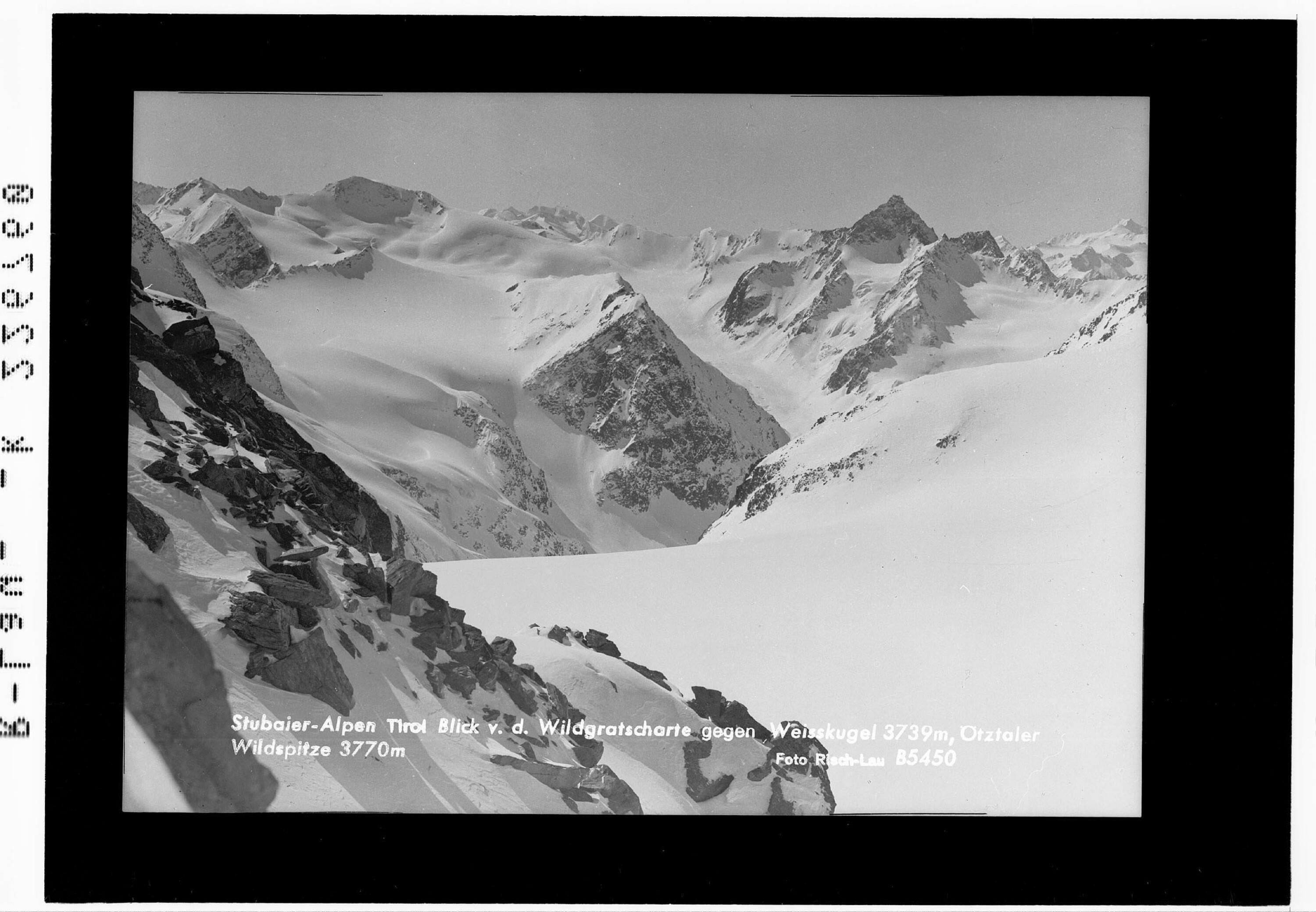 Stubaier Alpen / Tirol / Blick von der Wildgratscharte gegen Weisskugel 3739 m - Ötztaler Wildspitze 3770 m></div>


    <hr>
    <div class=