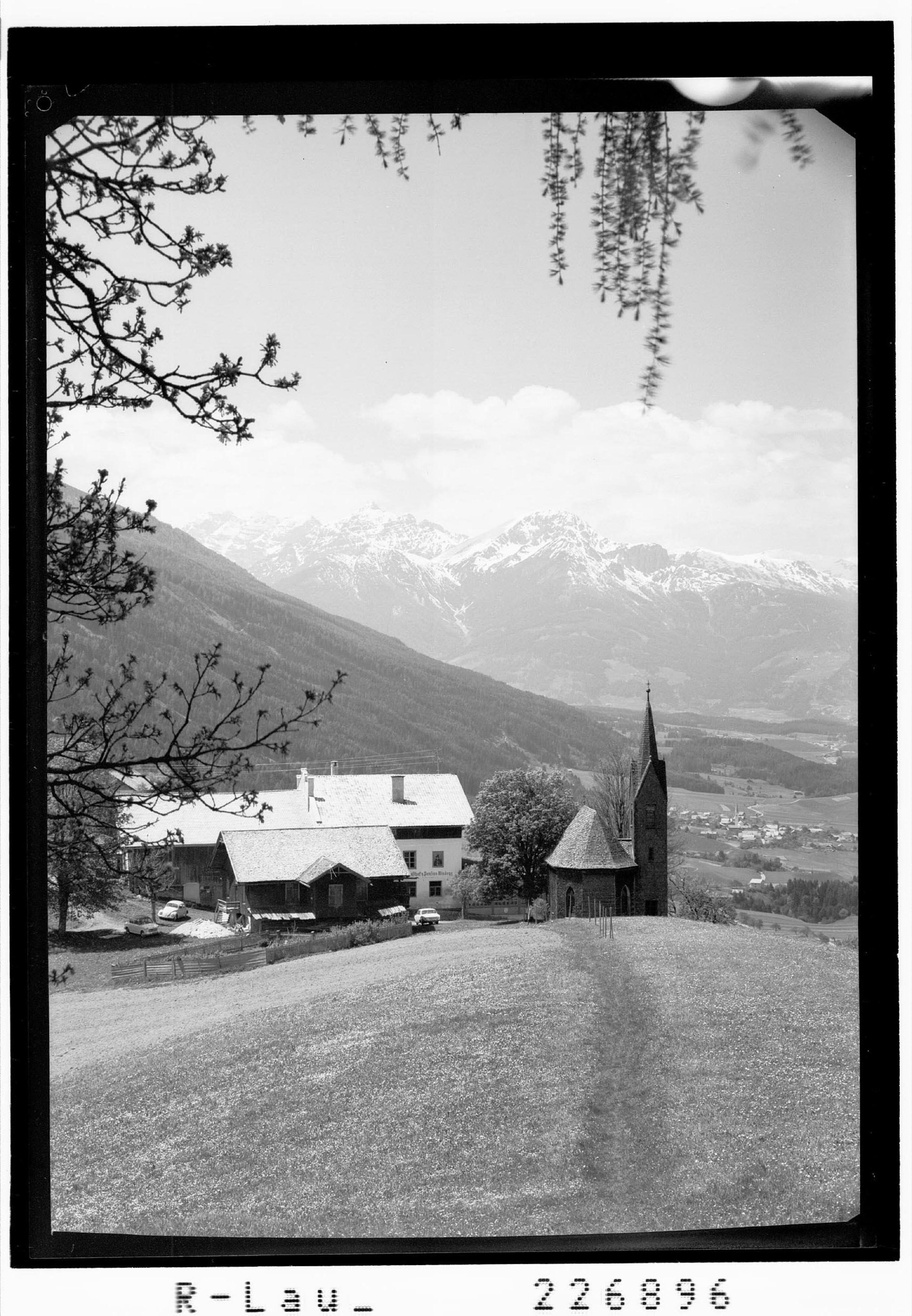 [Gasthof Windegg bei Tulfes ob Hall in Tirol gegen Rinn und Stubaier Alpen mit Kalkkögel und Nockspitze]></div>


    <hr>
    <div class=