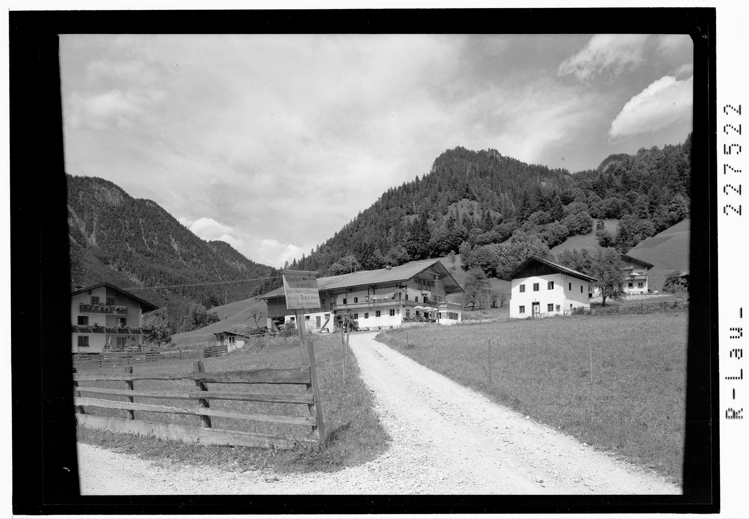 [Gasthaus Gwercherwirt in Pinegg bei Brandenberg / Tirol]></div>


    <hr>
    <div class=