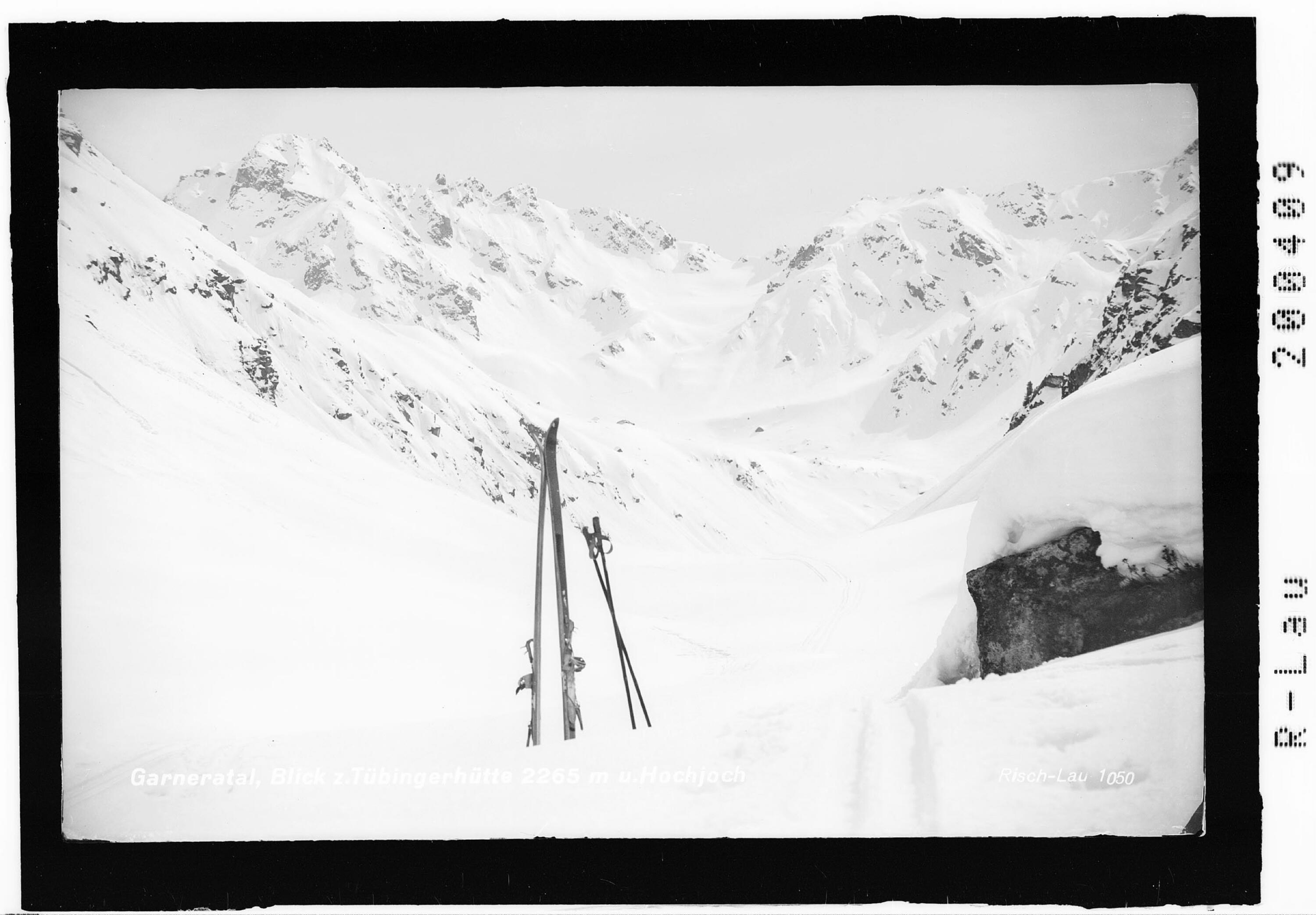 Garneratal, Blick zur Tübingerhütte 2265 m und Hochjoch></div>


    <hr>
    <div class=