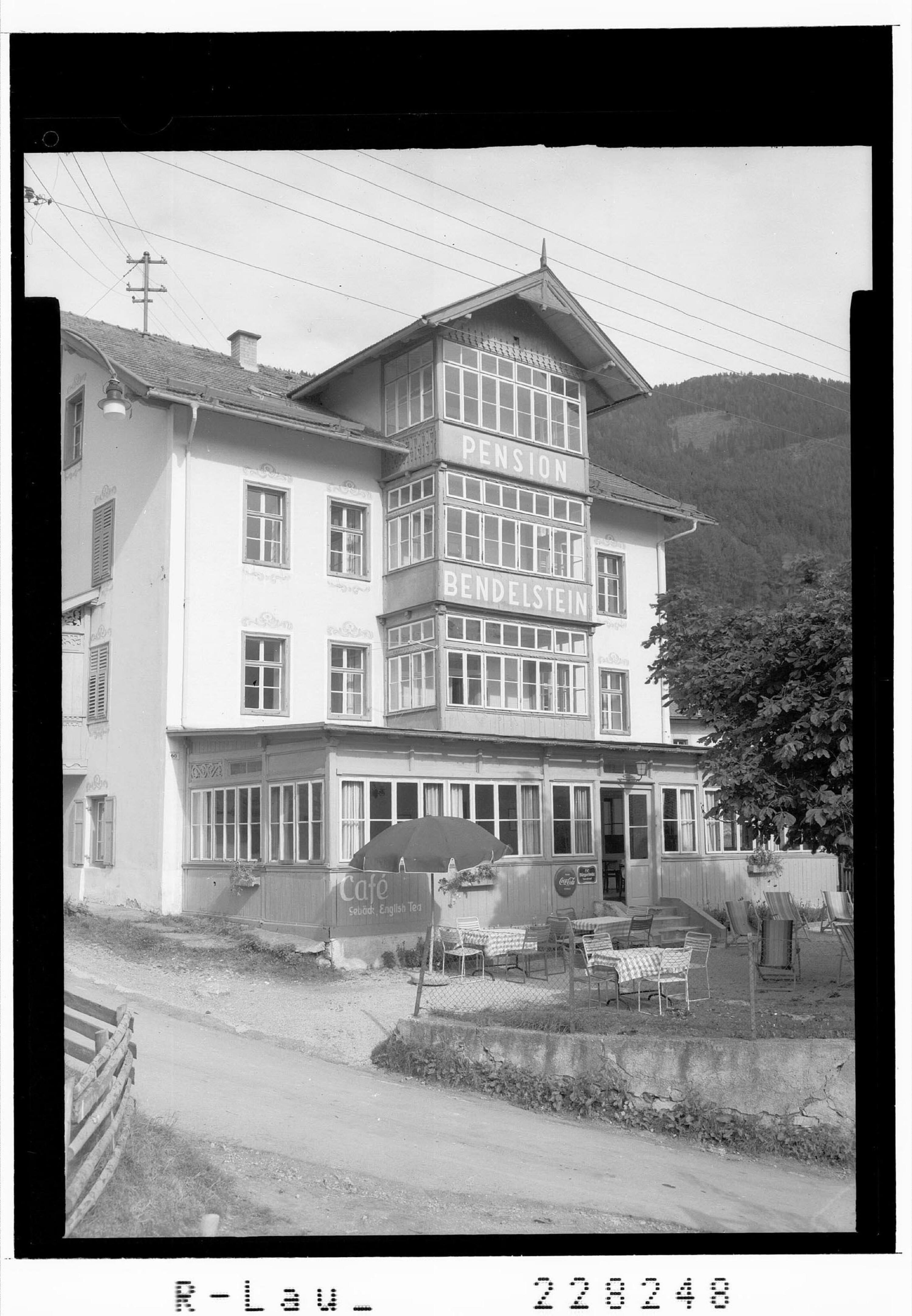 [Gasthof Bendelstein in Mauern bei Steinach am Brenner / Tirol]></div>


    <hr>
    <div class=