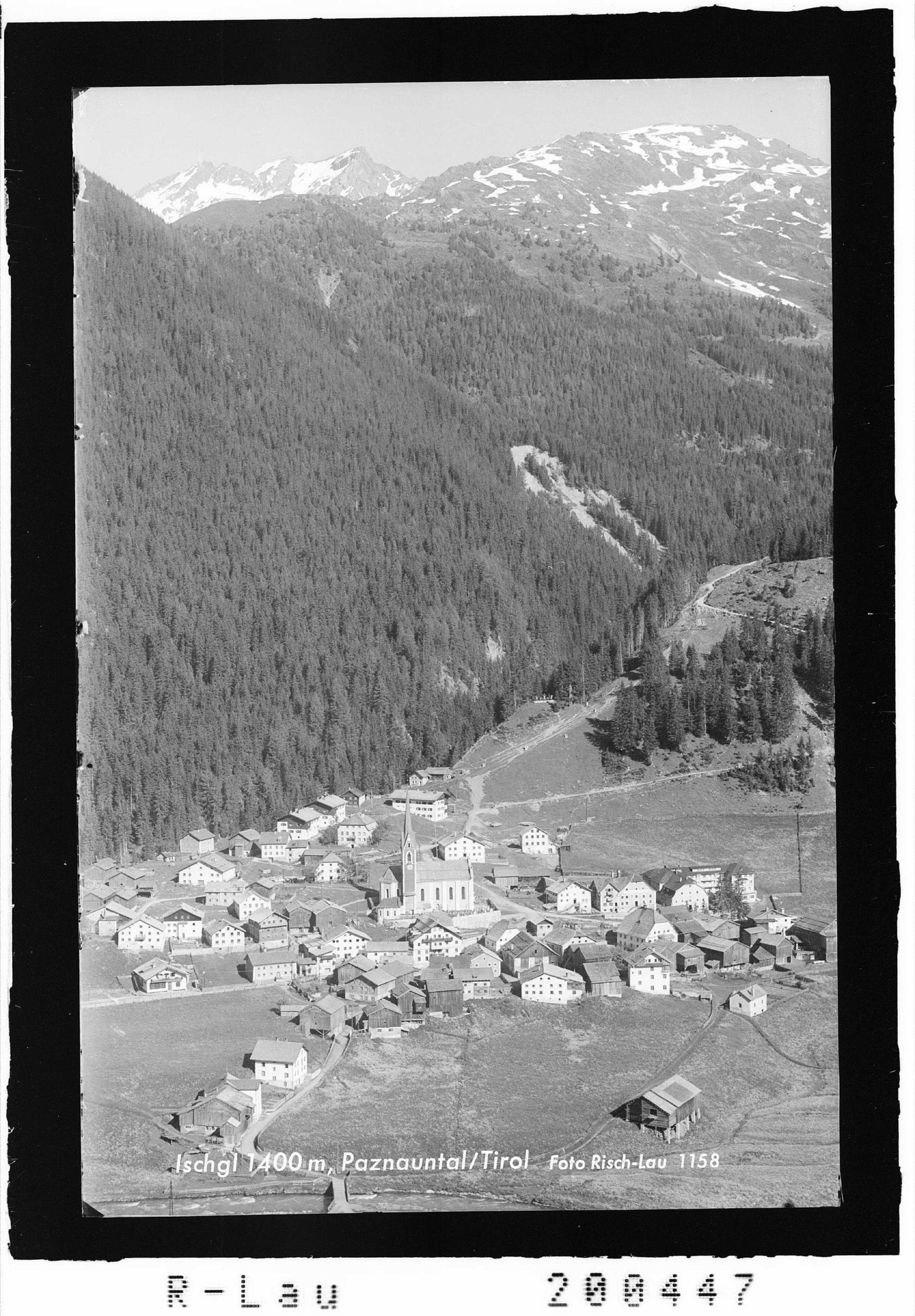 Ischgl 1400 m, Paznauntal Tirol></div>


    <hr>
    <div class=