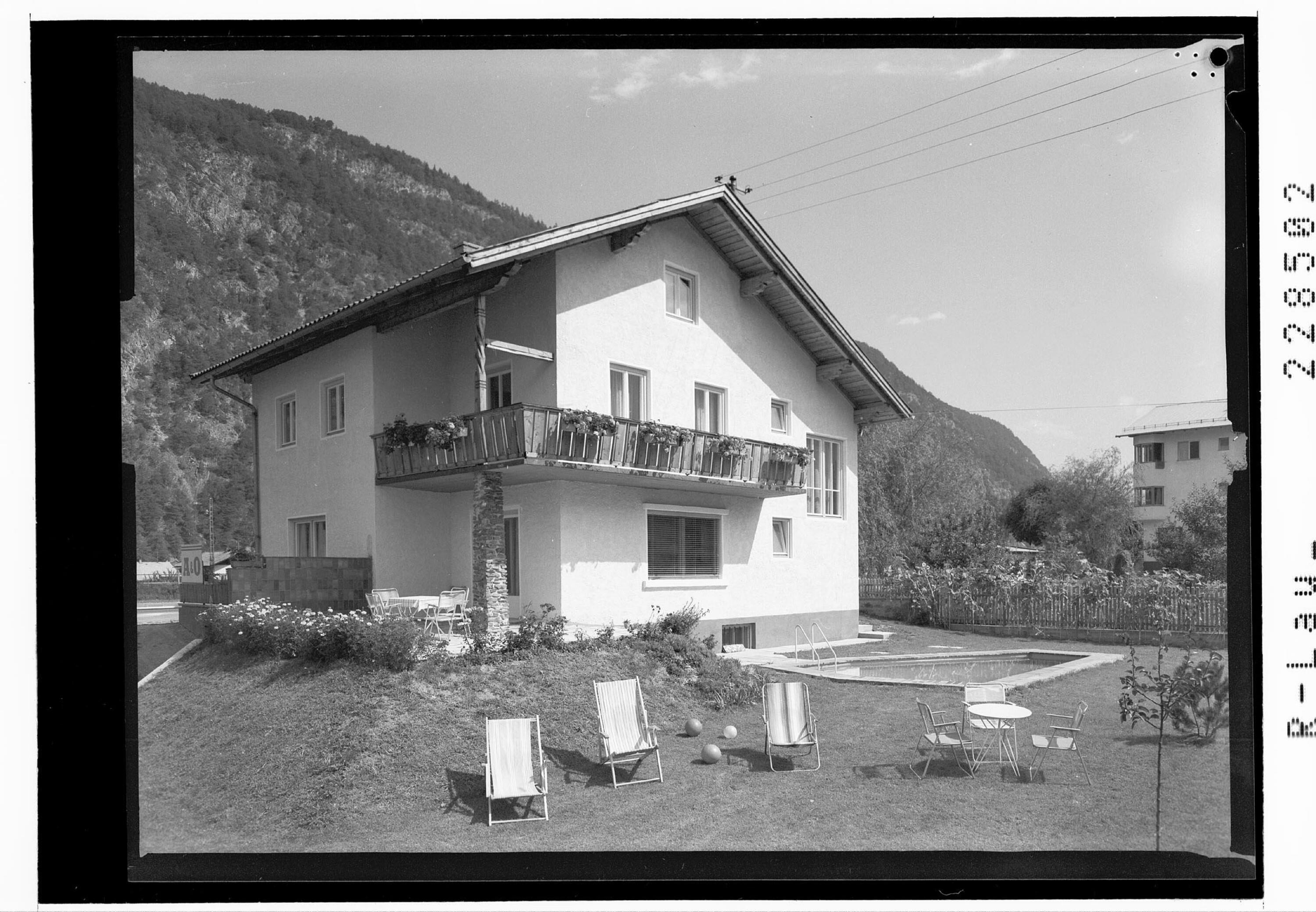 [Haus Braito in Rietz gegen Achberg / Tirol]></div>


    <hr>
    <div class=