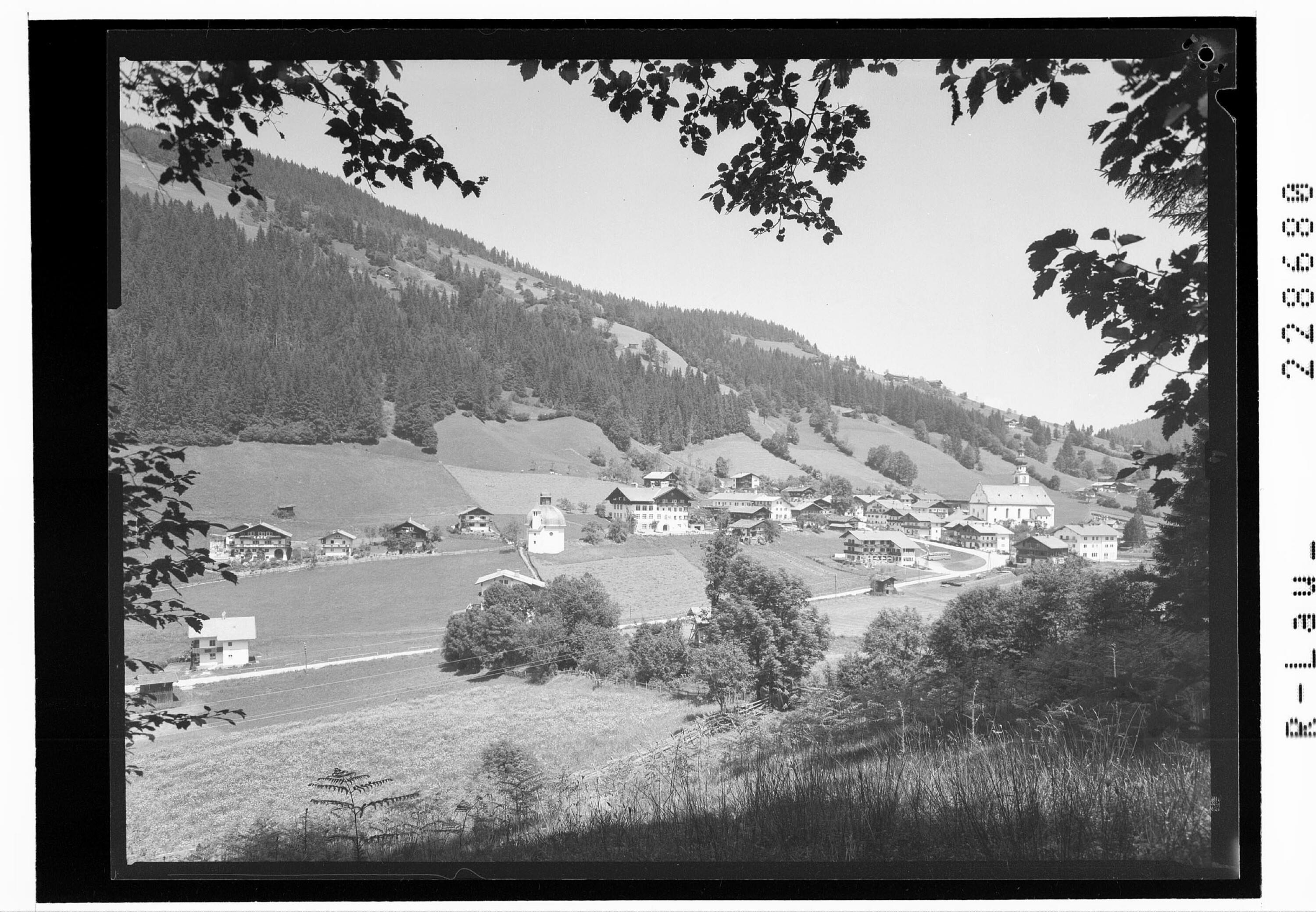 [Oberau in der Wildschönau / Tirol]></div>


    <hr>
    <div class=