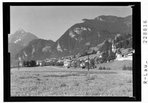 Hippach im Zillertal gegen Tristenspitze und Gschössberg / Tirol von Wilhelm Stempfle