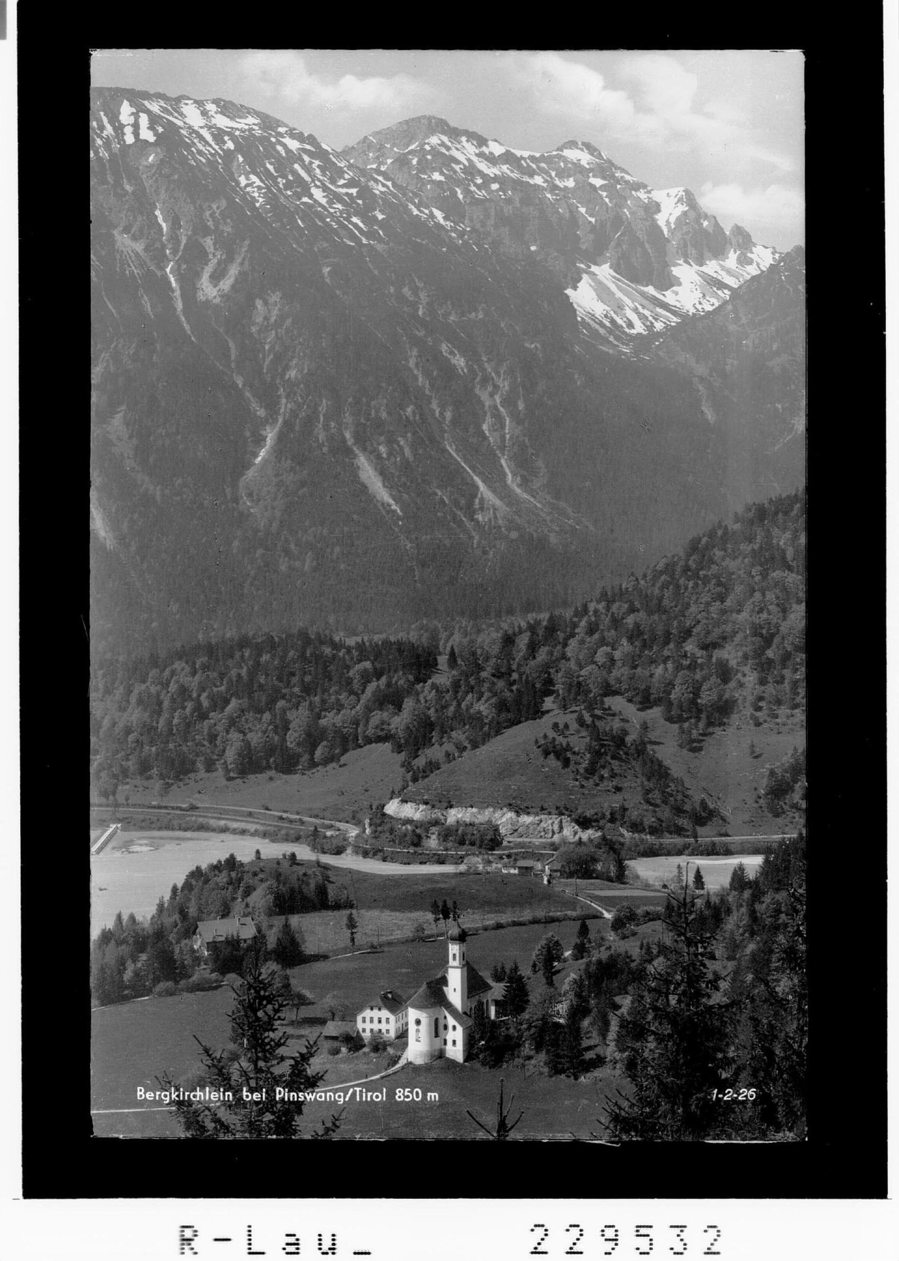 Bergkirchlein bei Pinswang / Tirol 850 m></div>


    <hr>
    <div class=