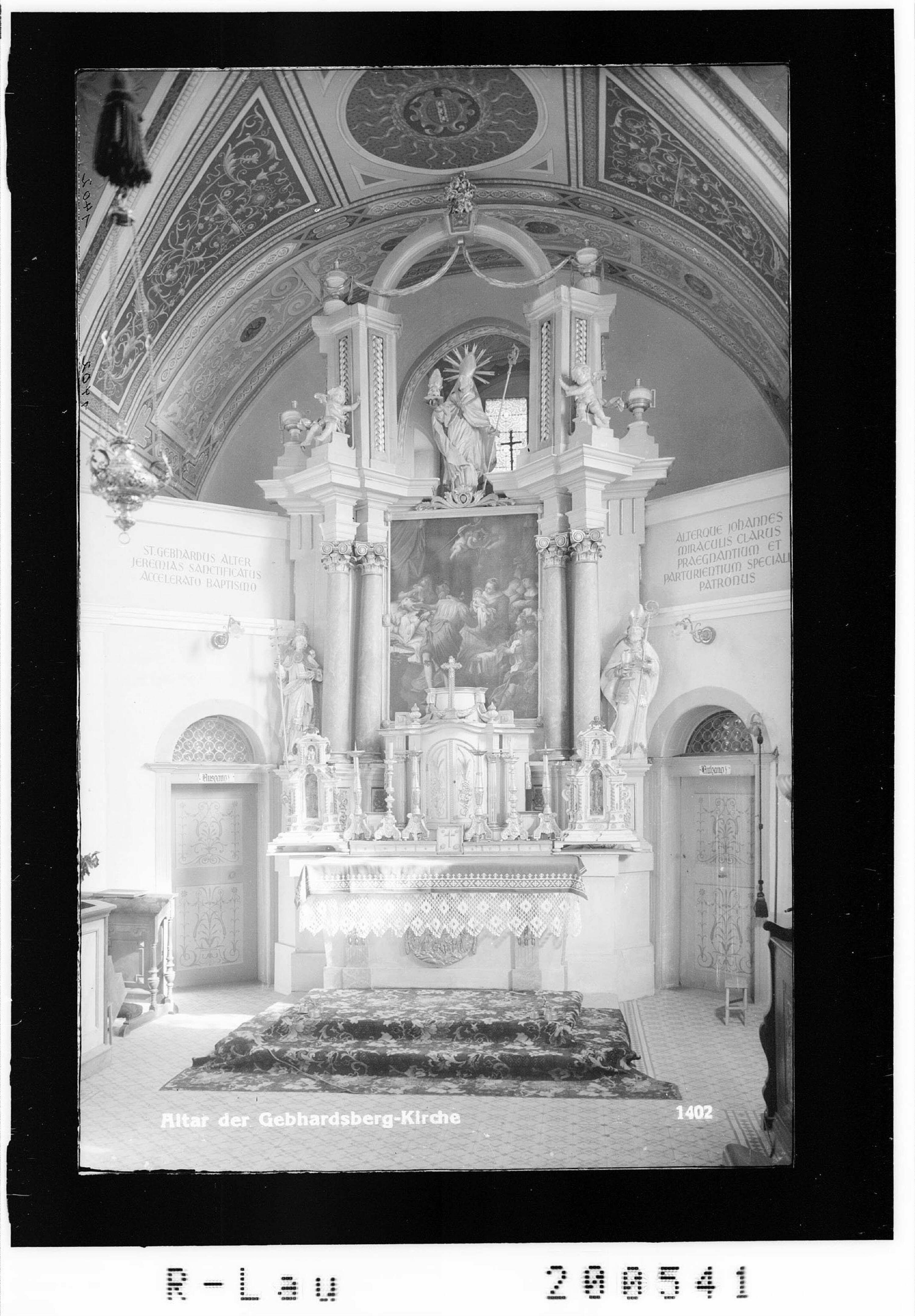 Altar der Gebhardsbergkirche></div>


    <hr>
    <div class=