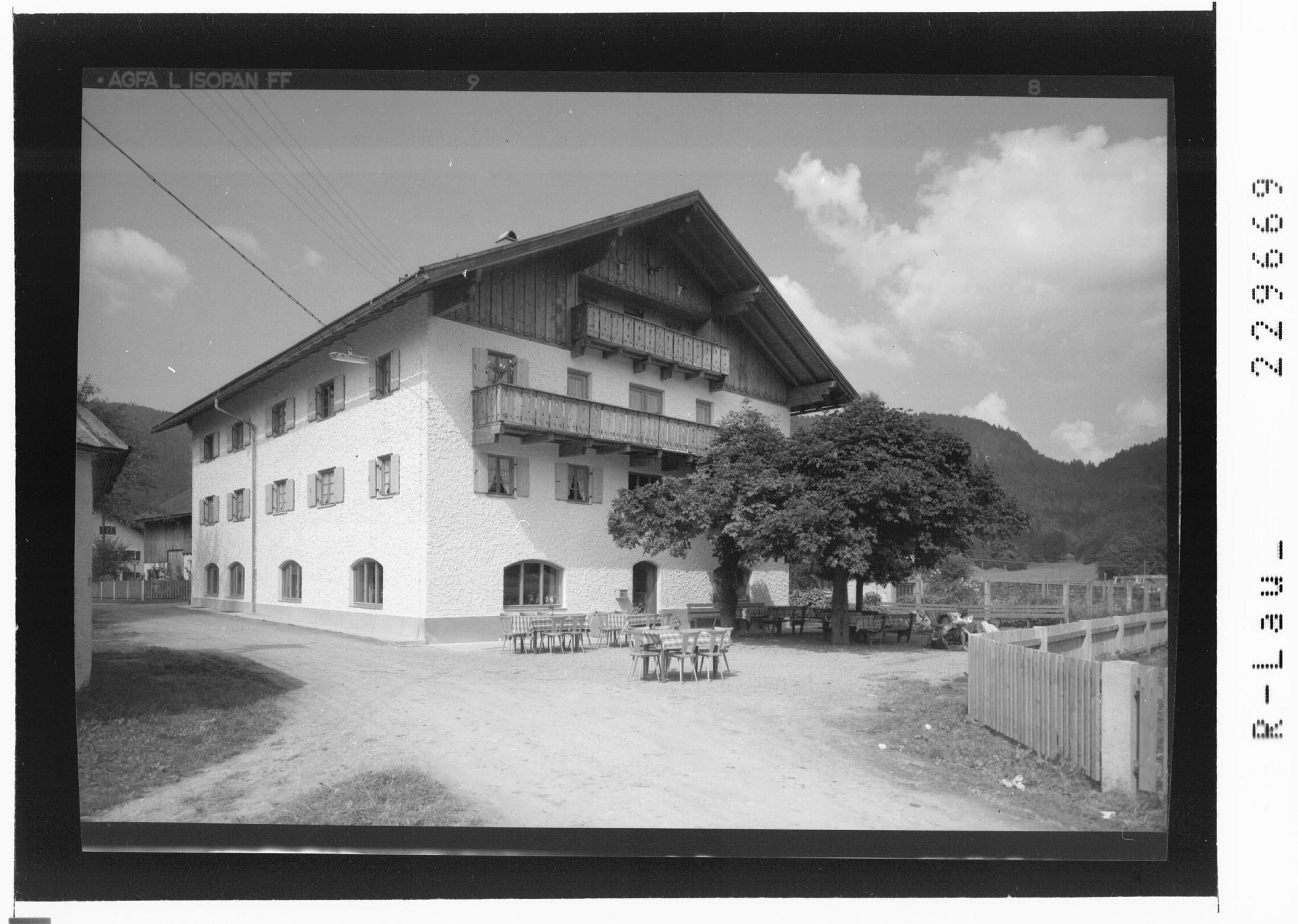 [Gasthof Säuling in Oberpinswang im Ausserfern / Tirol]></div>


    <hr>
    <div class=