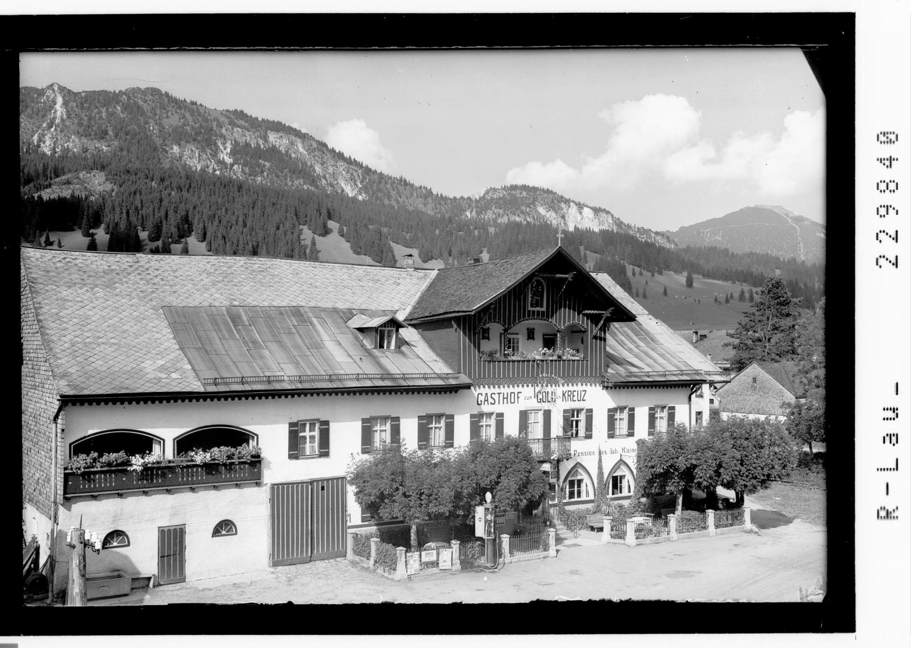 [Gasthof Goldenes Kreuz in Tannheim / Ausserfern / Tirol]></div>


    <hr>
    <div class=