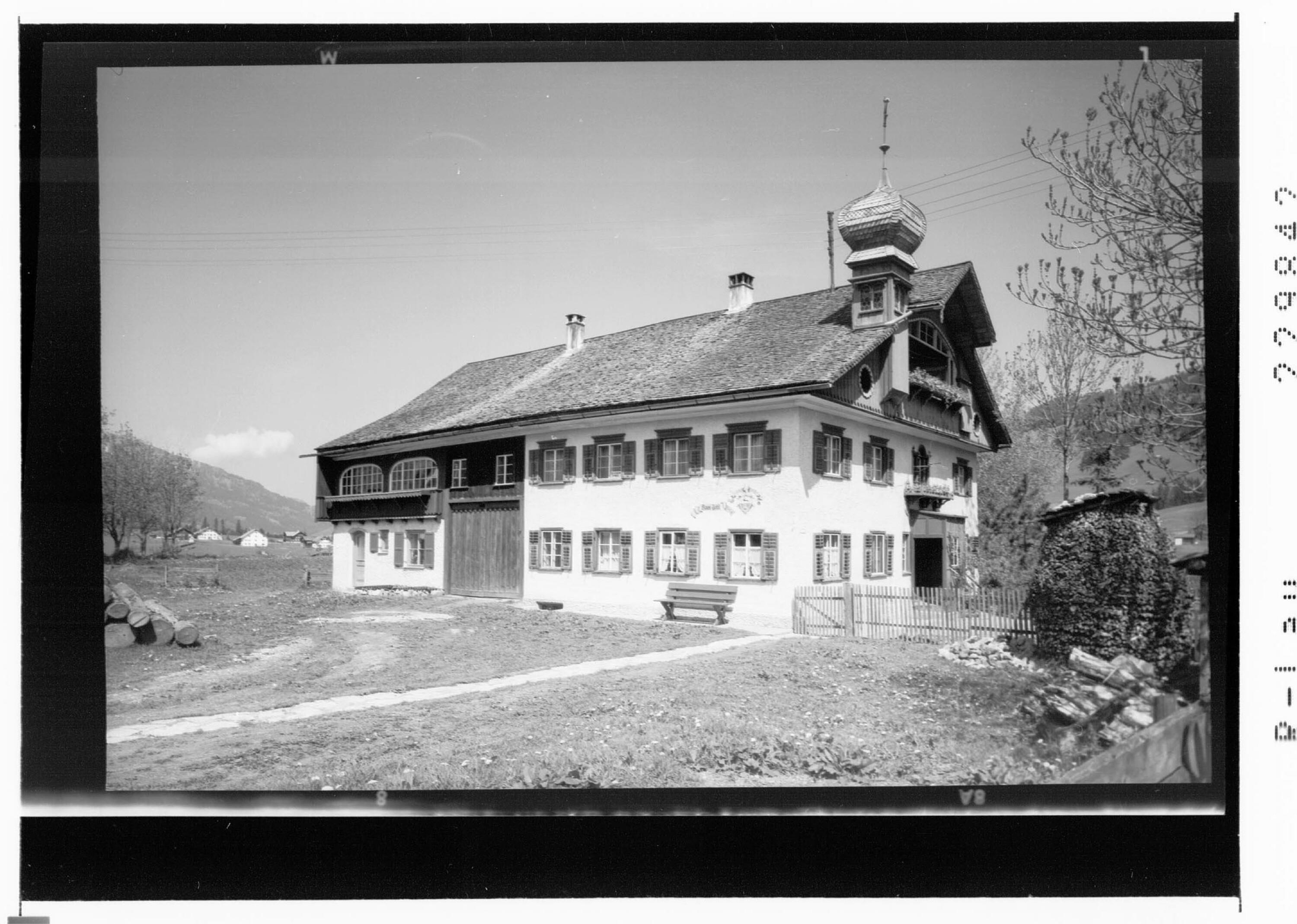 [Haus Zobl in Tannheim im Tannheimertal / Ausserfern / Tirol]></div>


    <hr>
    <div class=
