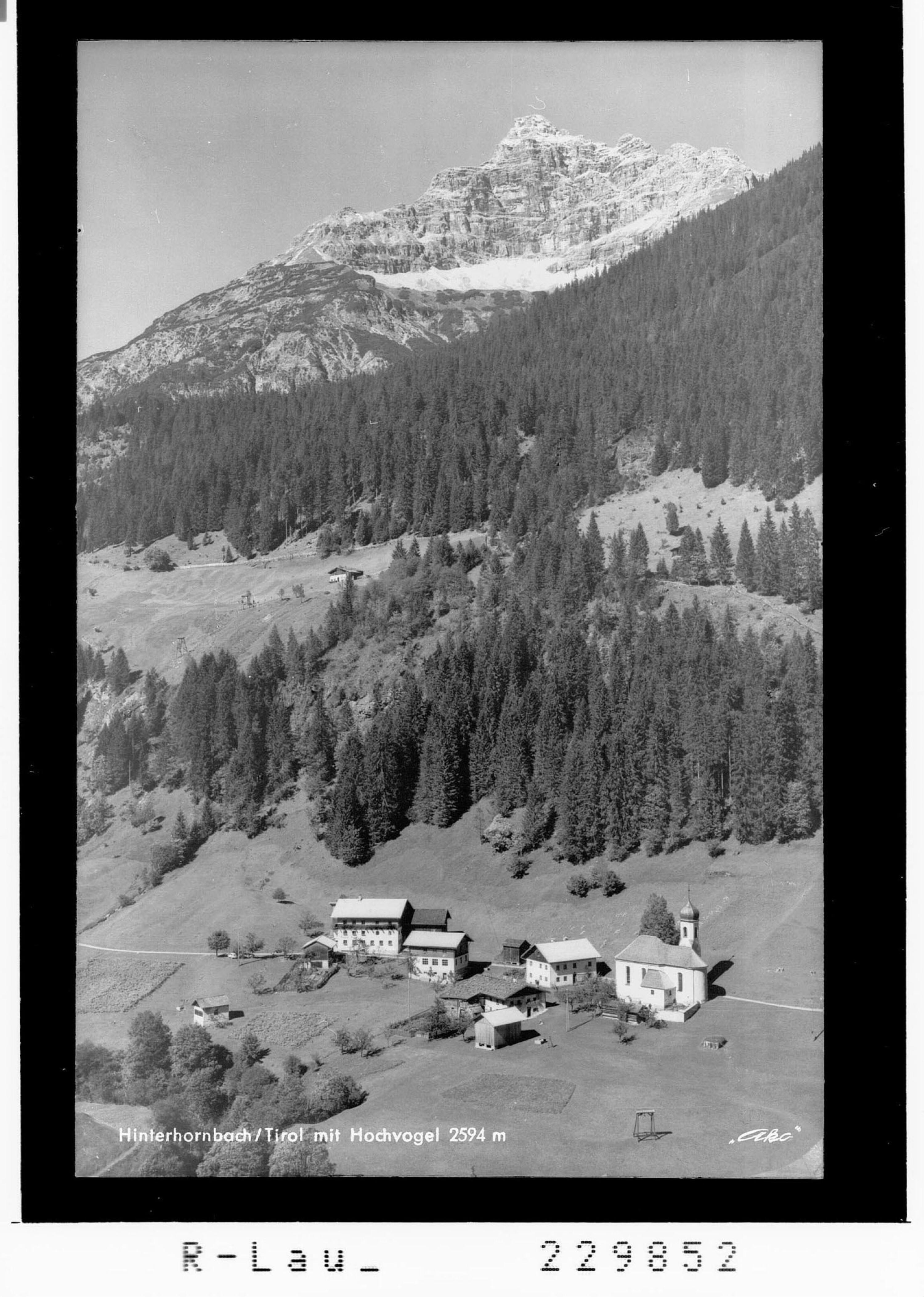 Hinterhornbach / Tirol 1101 m mit Hochvogel 2593 m></div>


    <hr>
    <div class=