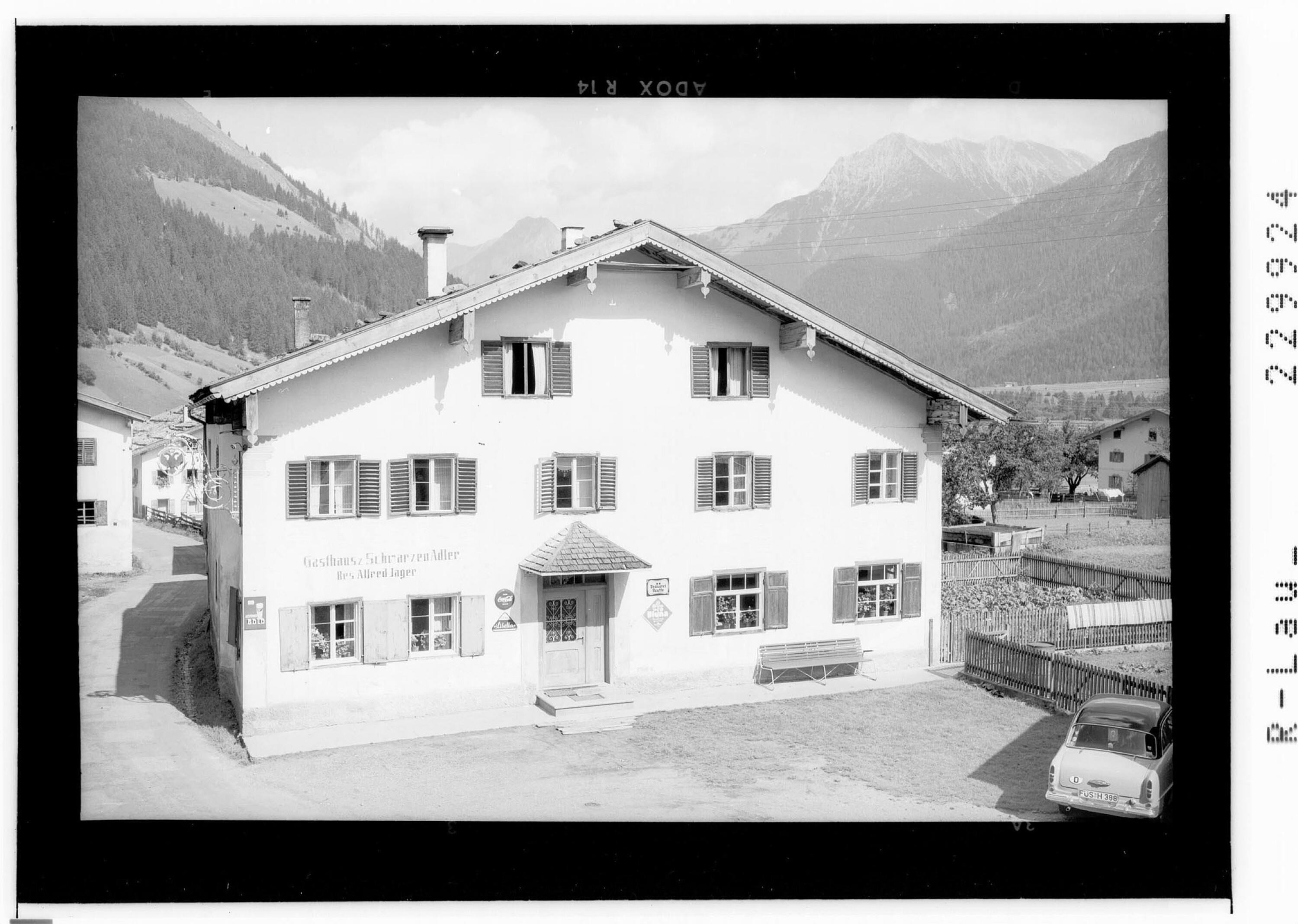 [Gasthaus zum Schwarzen Adler in Elbigenalp im Lechtal gegen Rotwand und Lichtspitze / Ausserfern / Tirol]></div>


    <hr>
    <div class=