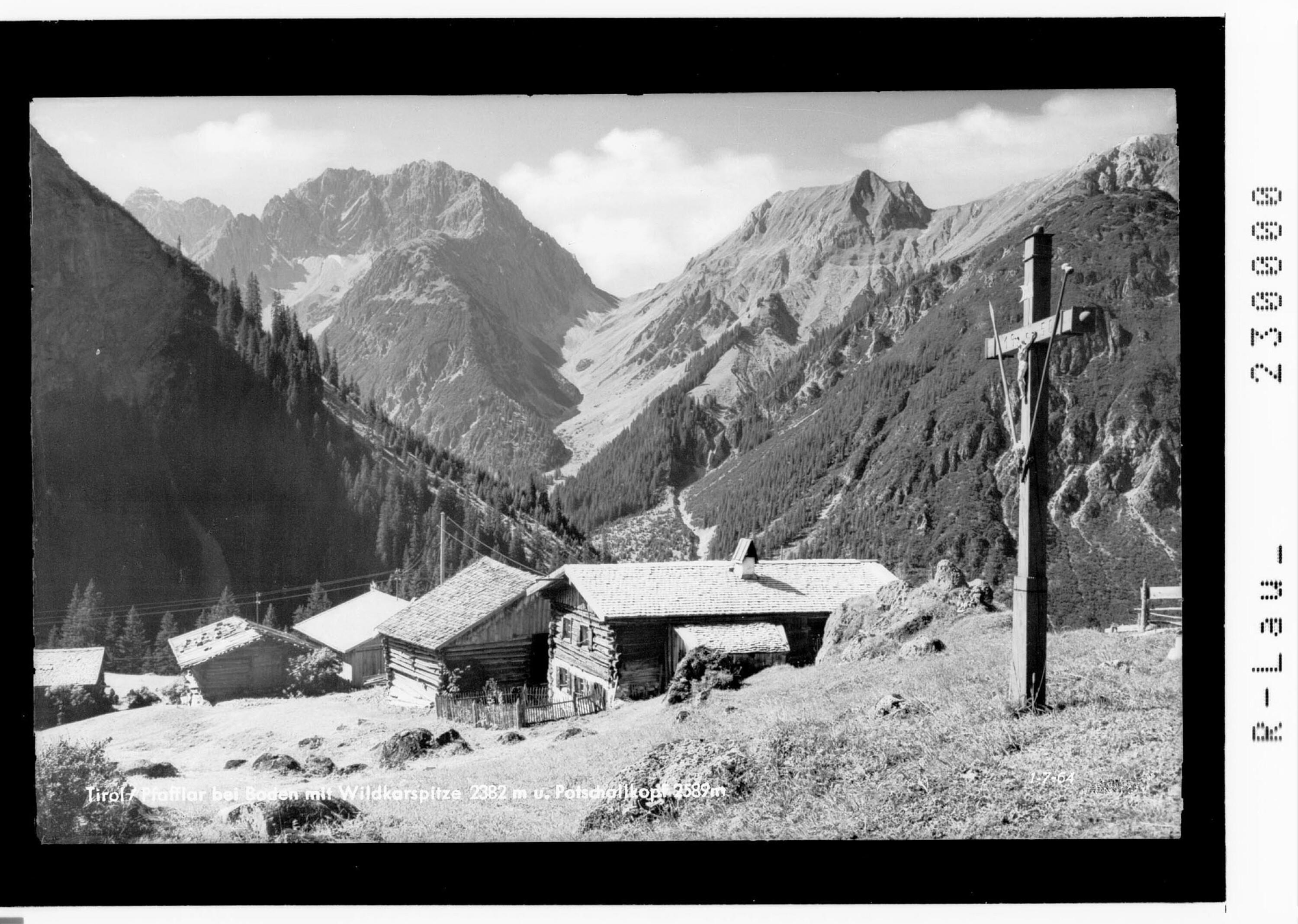 Tirol / Pfafflar bei Boden mit Wildkarspitze 2382 m und Potschallkopf 2589 m></div>


    <hr>
    <div class=