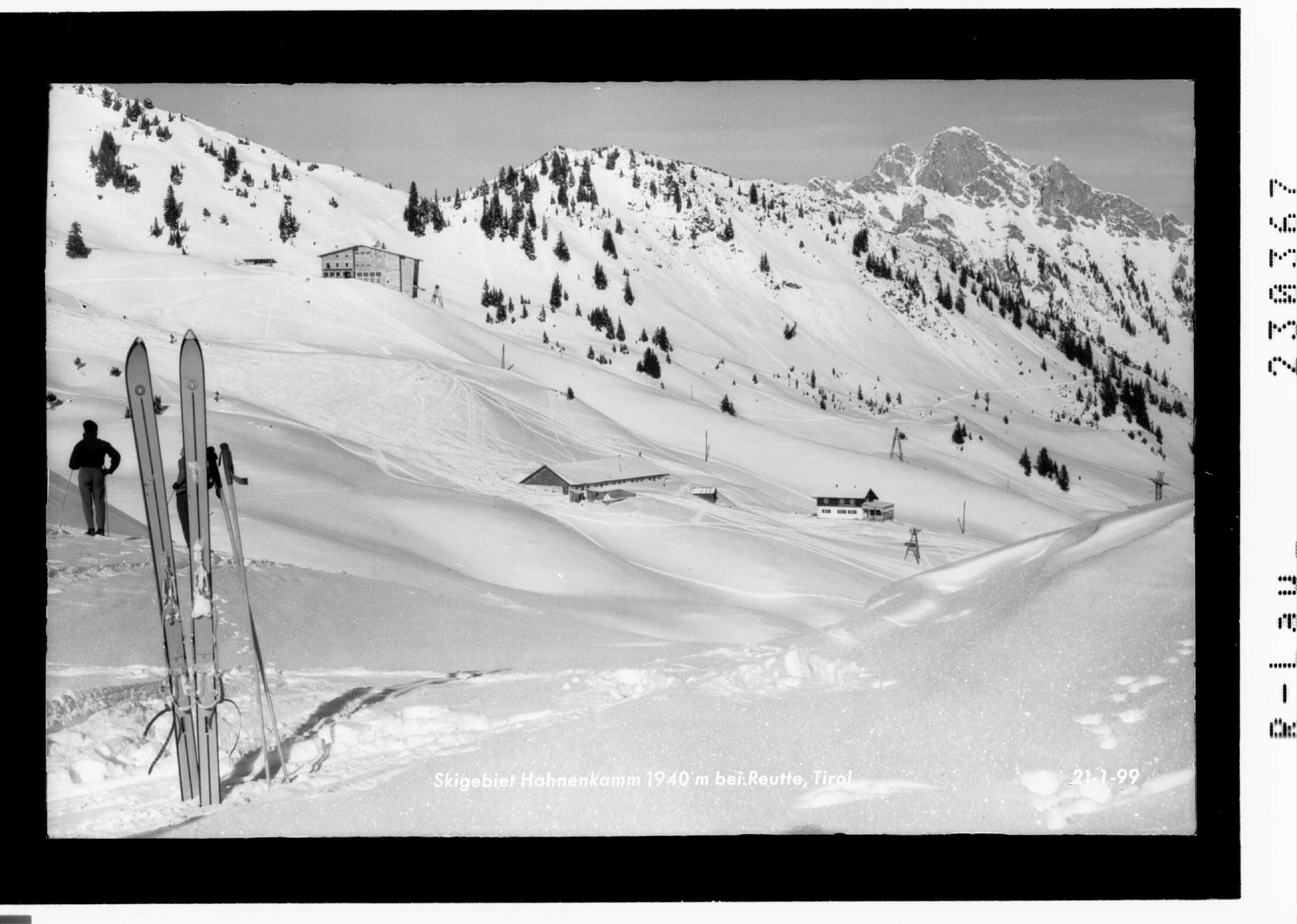 Skigebiet am Hahnenkamm 1940 m bei Reutte / Tirol></div>


    <hr>
    <div class=