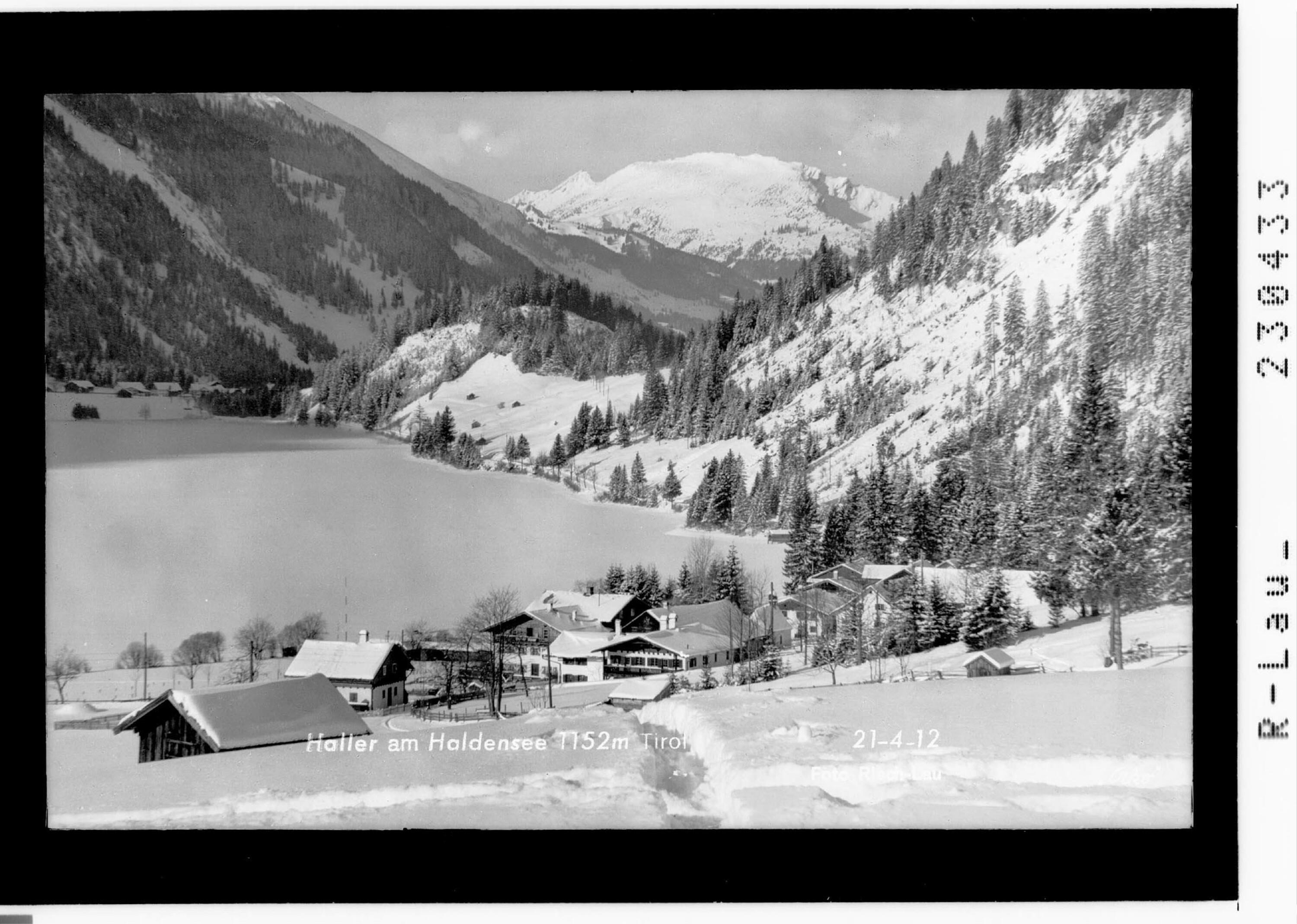 Winter in Haller am Haldensee 1152 m / Tirol></div>


    <hr>
    <div class=