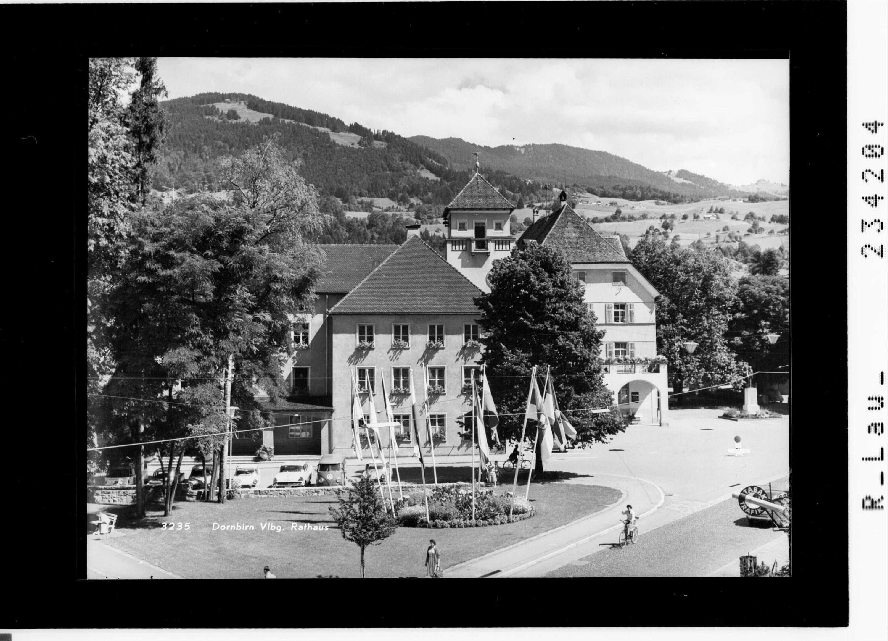 Dornbirn - Vorarlberg / Rathaus></div>


    <hr>
    <div class=