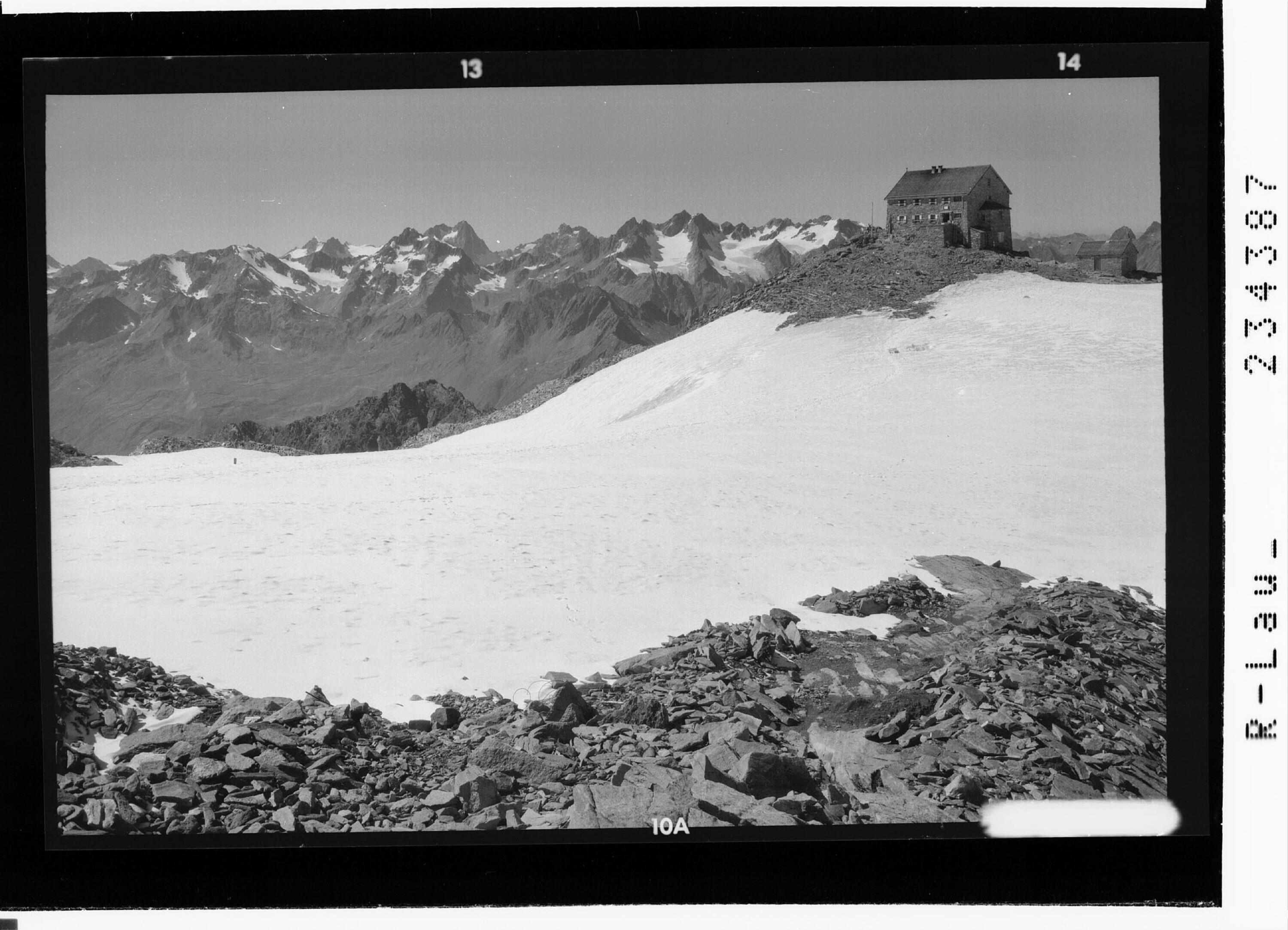 Sommerskigebiet Hochstubaihütte 3173 m mit Geigenkamm und Kaunergrat></div>


    <hr>
    <div class=