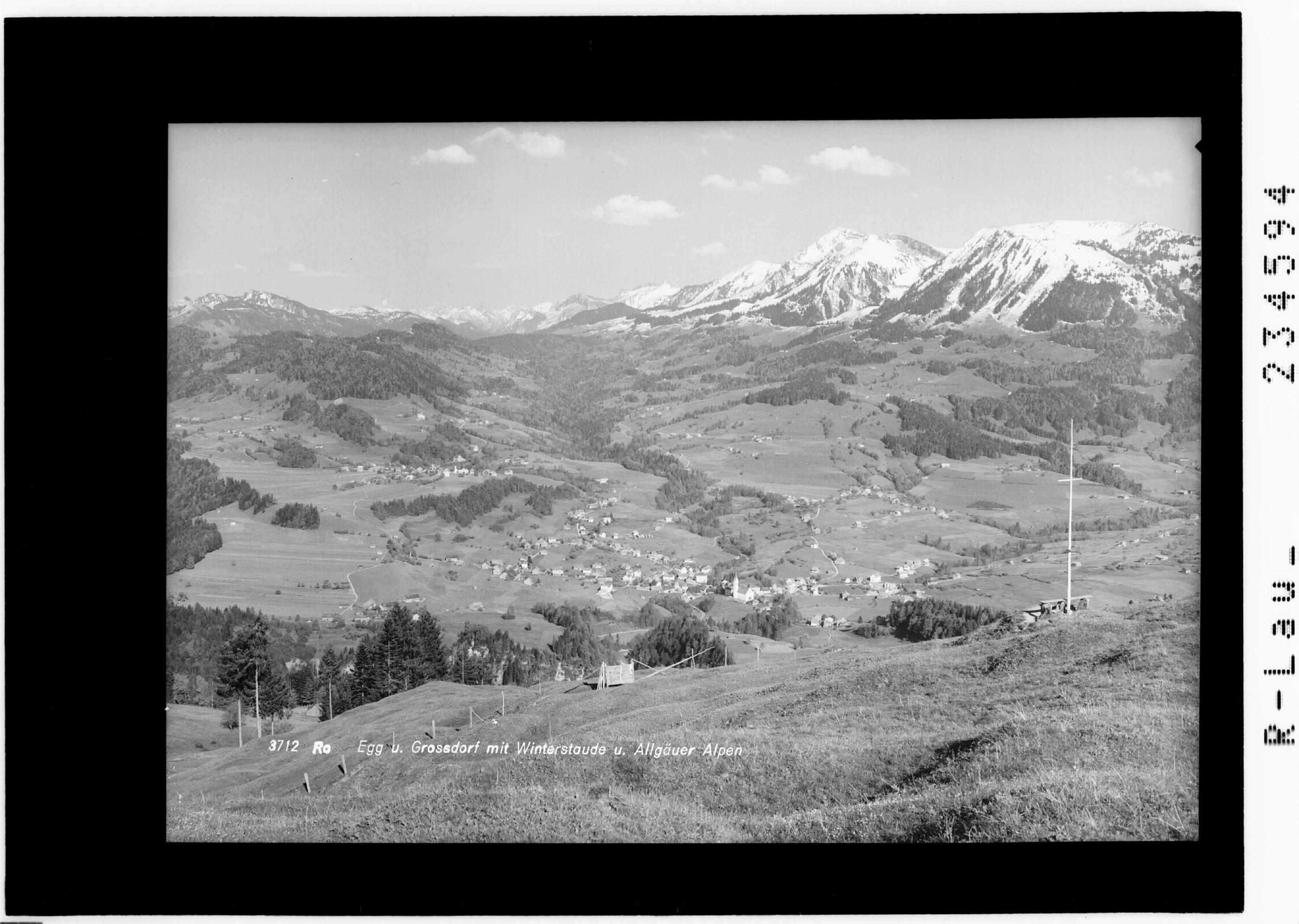 Egg und Großdorf mit Winterstaude und Allgäuer Alpen></div>


    <hr>
    <div class=